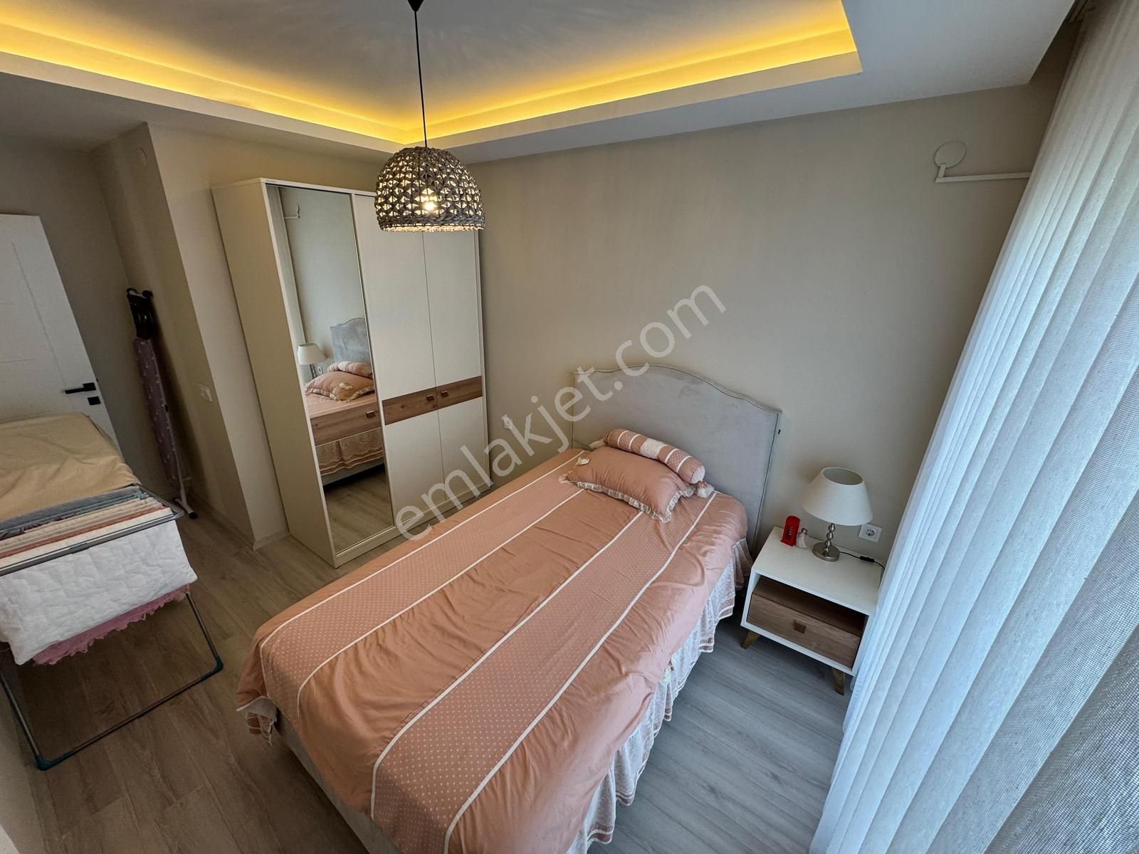 Termal Havuzlu Sitede Satılık 3+1 Villa - Görsel 21