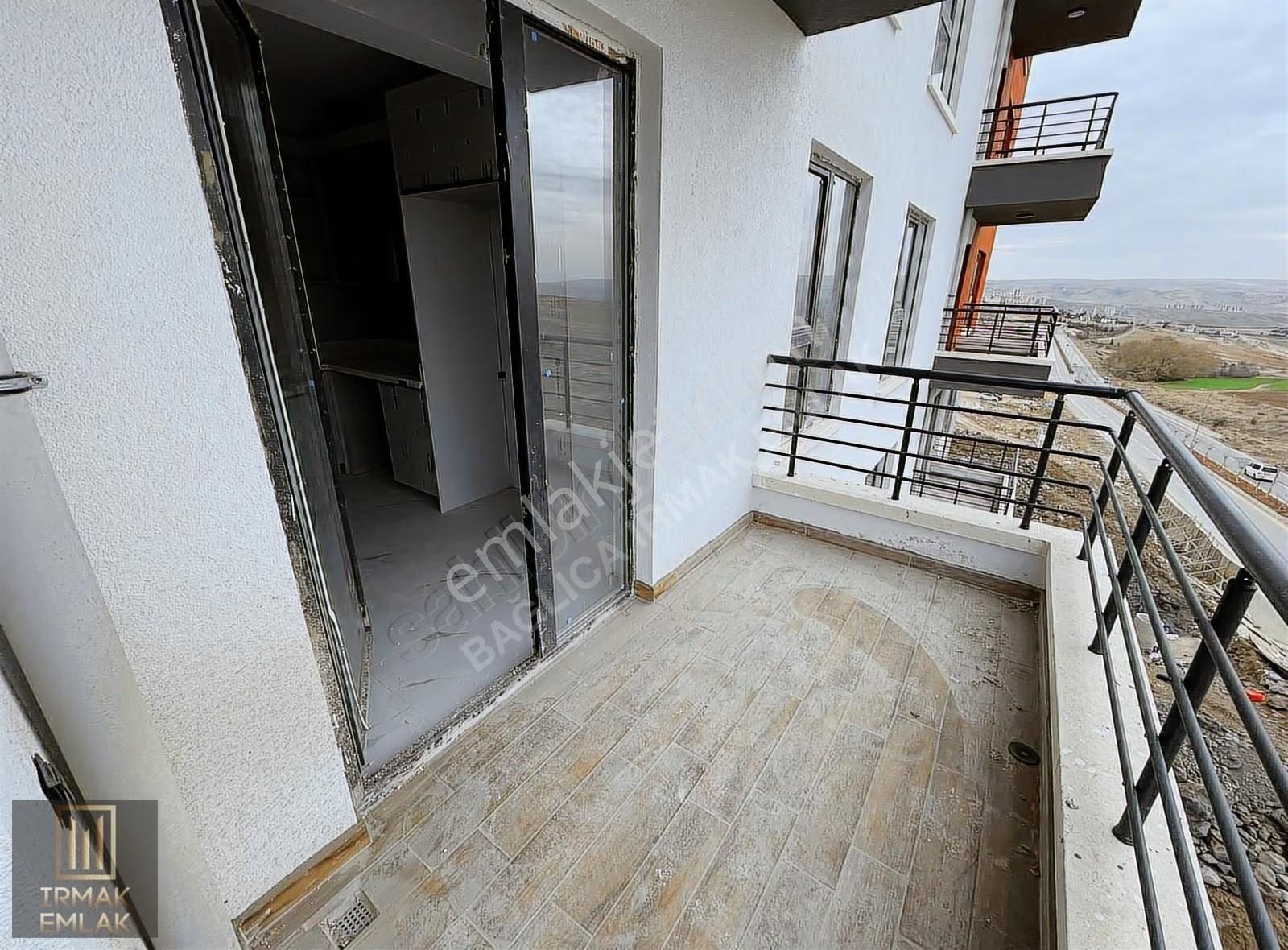 Yapracık Atayurt Mahallesi Kiralık Ara Katta 2+1 Daire - Görsel 12