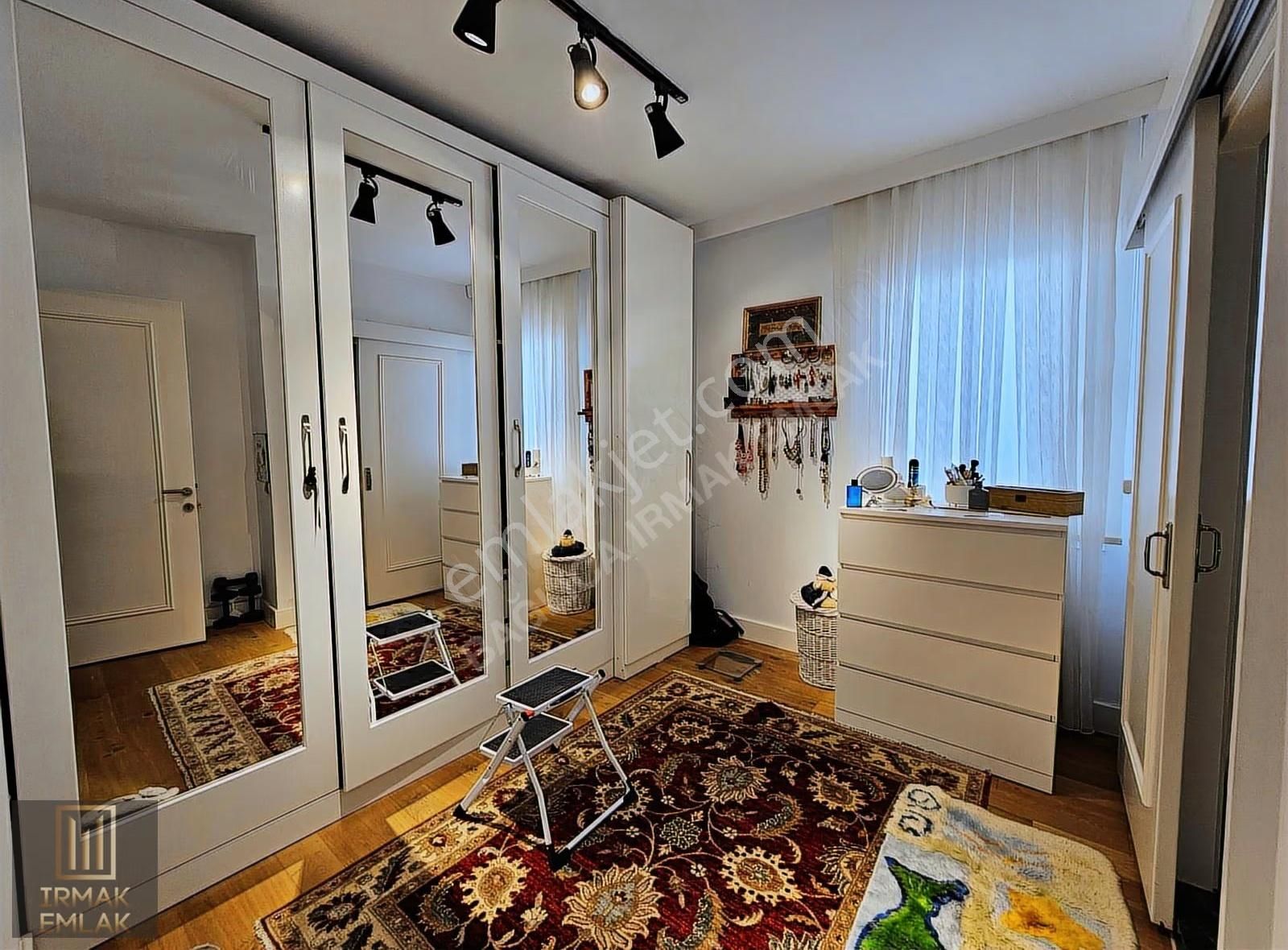 Umurca Emsalsiz Genişlikte 200 M2 3 Banyolu 3+1+1 Satılık Daire - Görsel 22