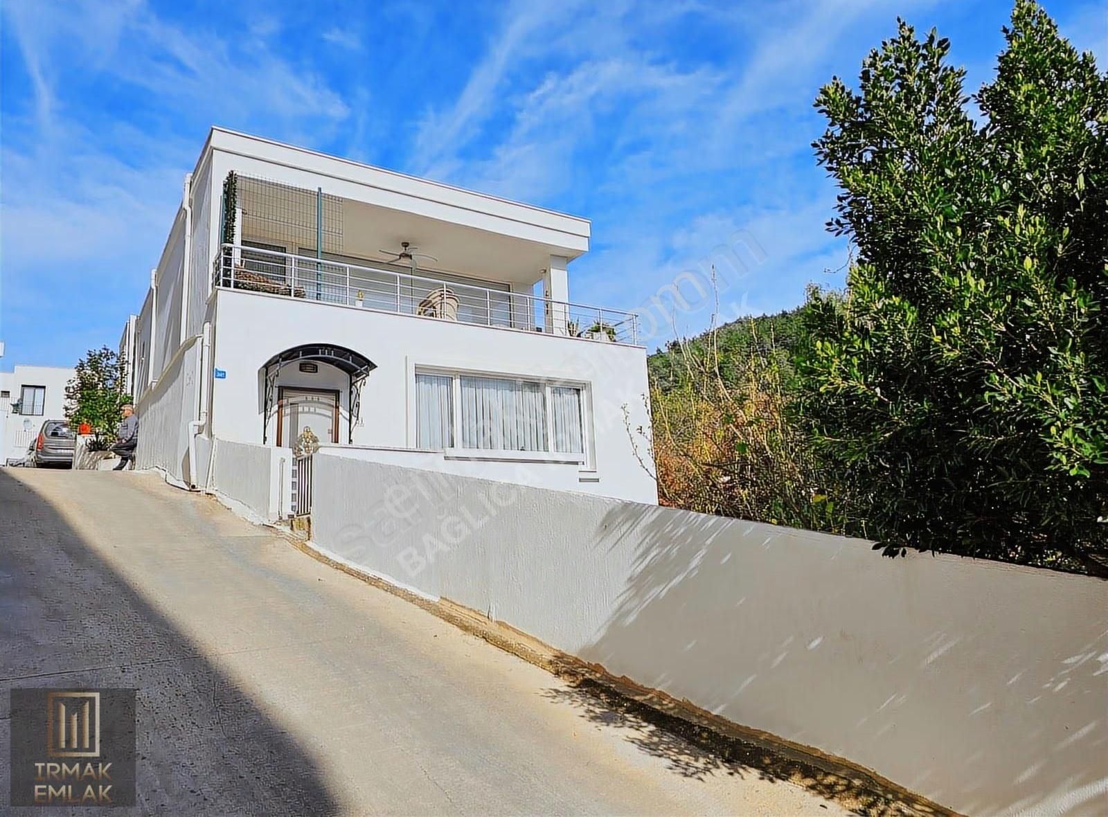 Umurca Emsalsiz Genişlikte 200 M2 3 Banyolu 3+1+1 Satılık Daire - Görsel 11