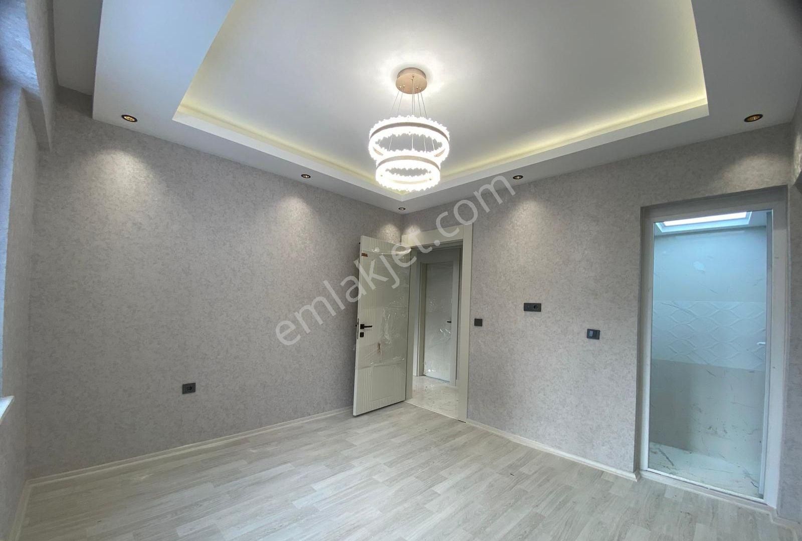 Fıstıklık'ta Aranan Konumda Az Katlı Sıfır! Çift Banyo U.lüx 2+1 - Görsel 12