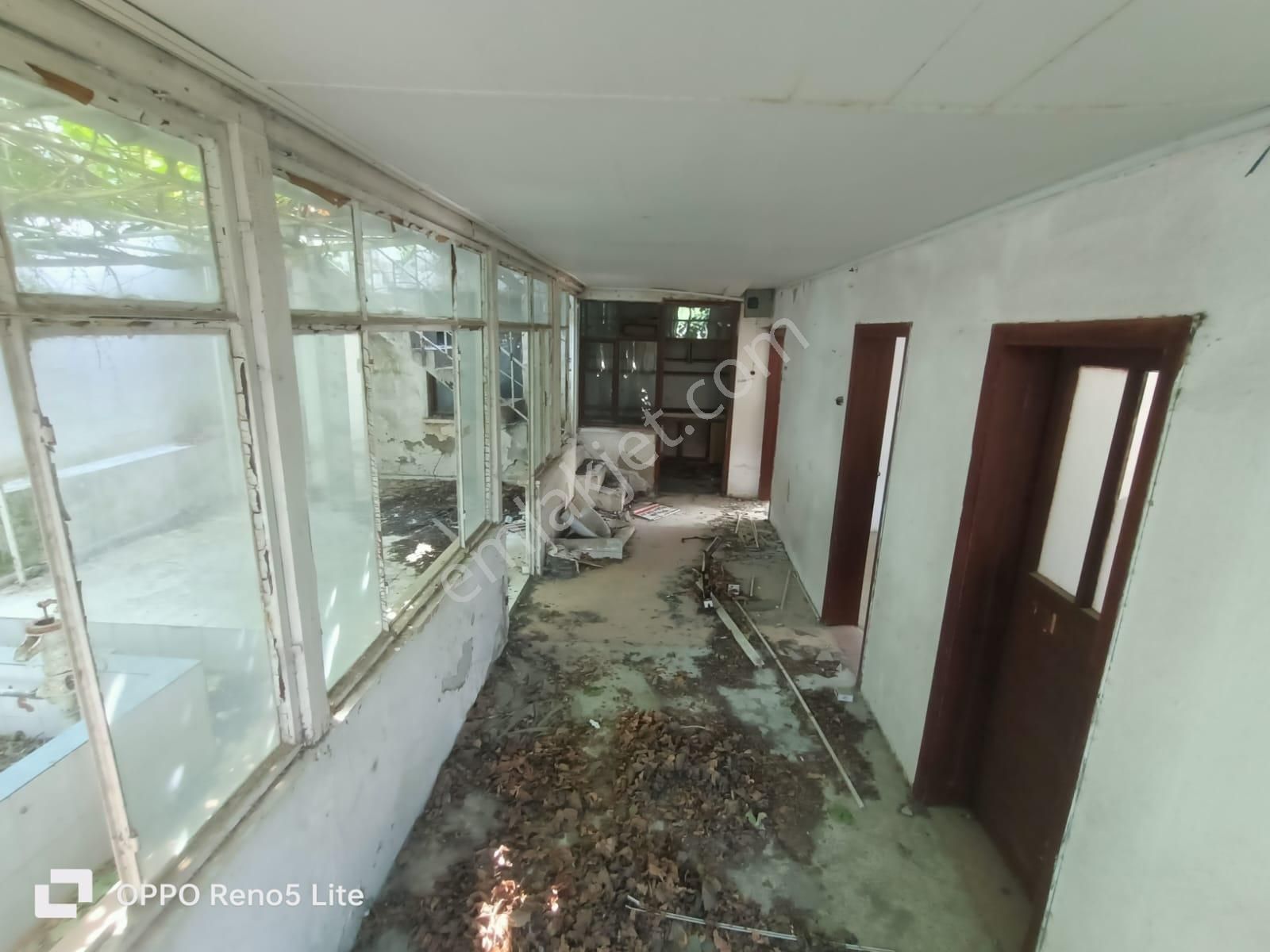 Edremit Akçay Güre Arasında Buse Emlaktan Satılık Müstakil Ev - Görsel 31