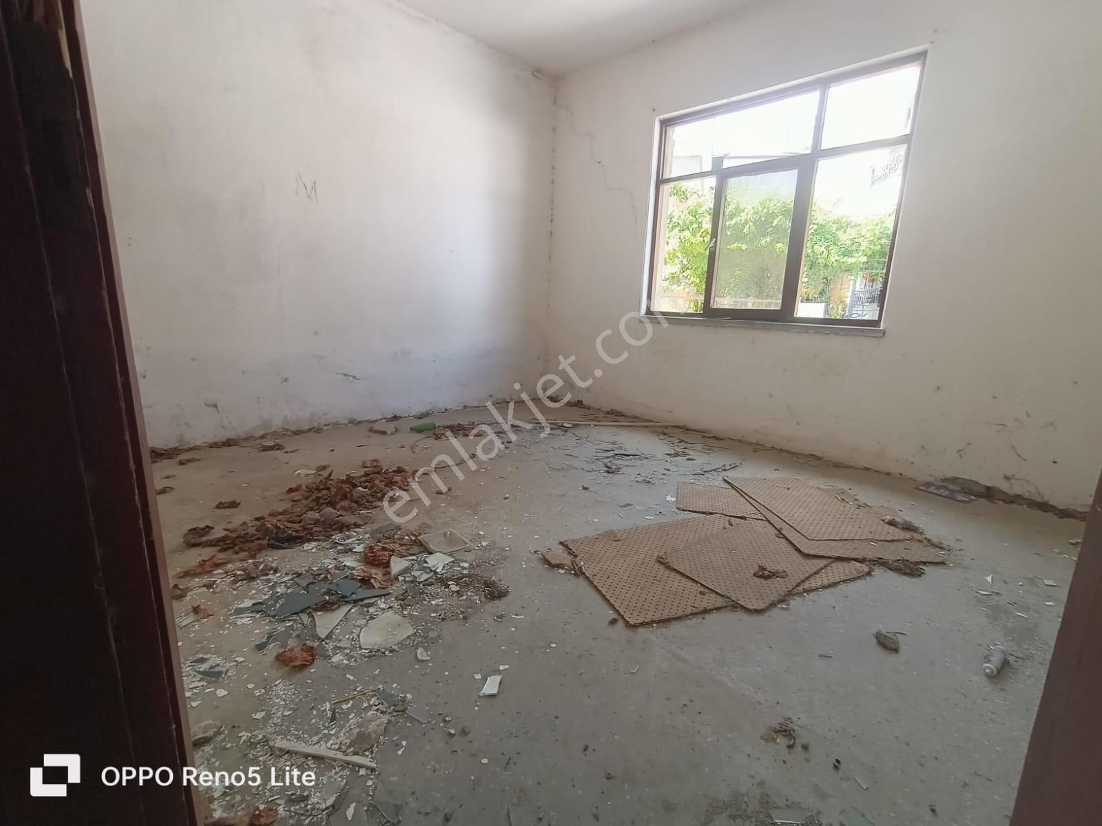 Edremit Akçay Güre Arasında Buse Emlaktan Satılık Müstakil Ev - Görsel 32