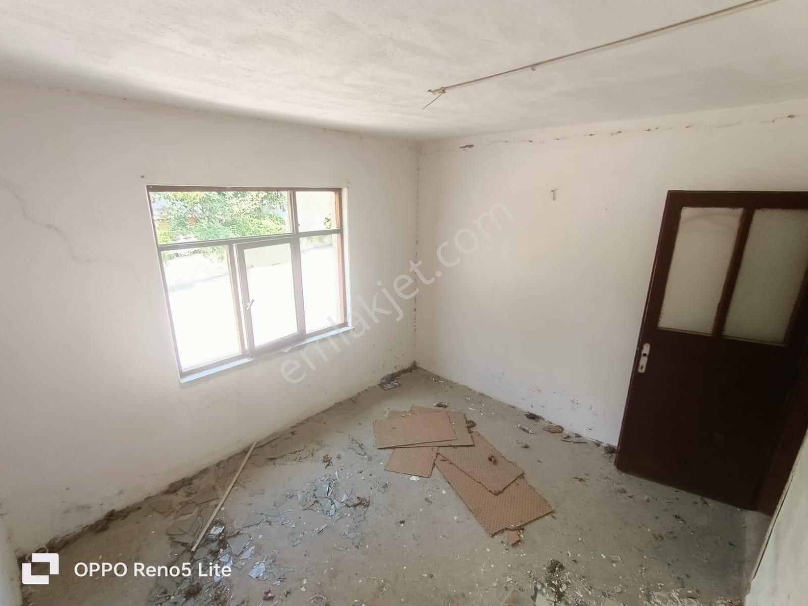 Edremit Akçay Güre Arasında Buse Emlaktan Satılık Müstakil Ev - Görsel 25