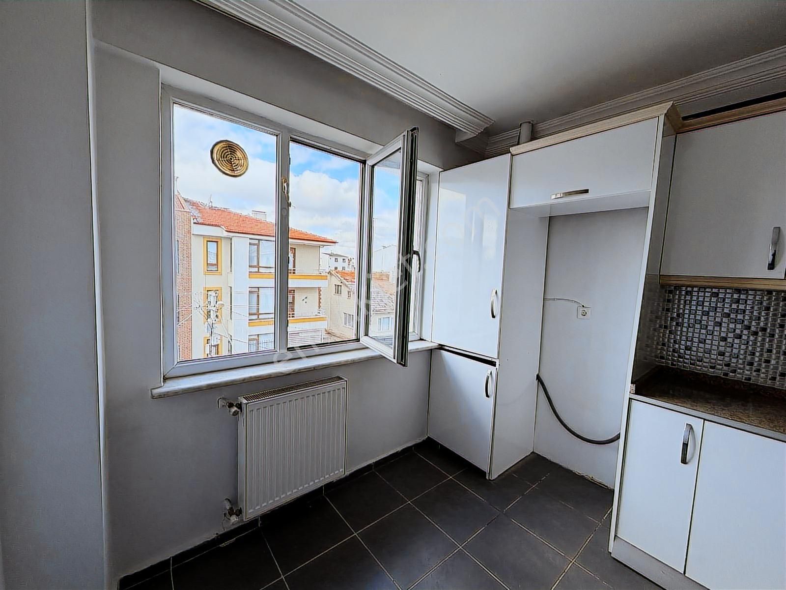 Kr Unıty'den Osmangazi Mahallesinde 3+1 Kiralık Daire - Görsel 13