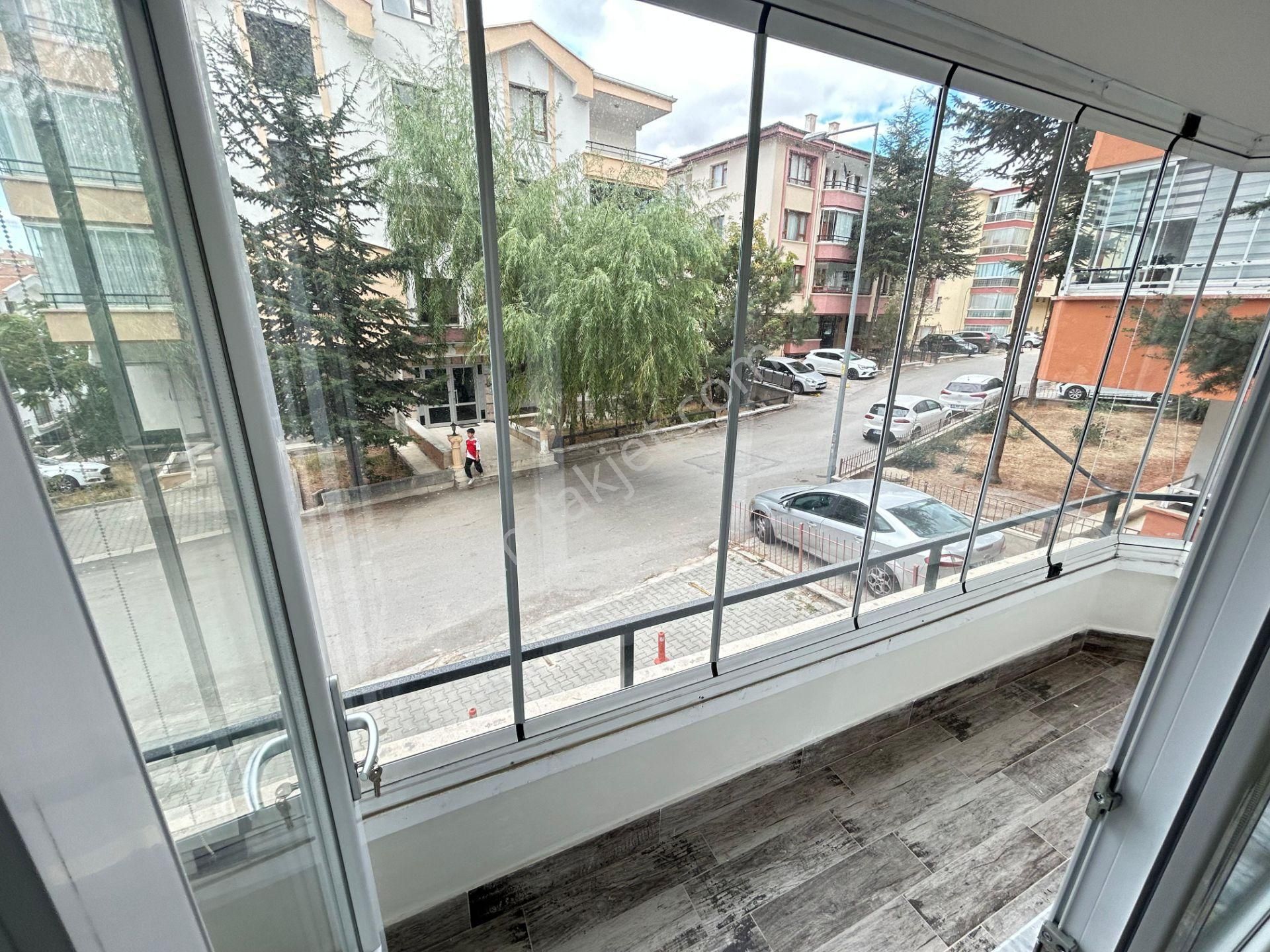 Taner'den Cevizlidere Cad. Yanı 3+1 Yüksek Giriş 2 Balkonlu Lüks - Görsel 23