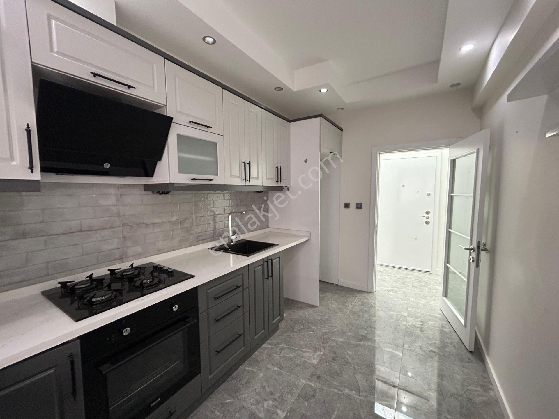 Taner'den Cevizlidere Cad. Yanı 3+1 Yüksek Giriş 2 Balkonlu Lüks - Görsel 2