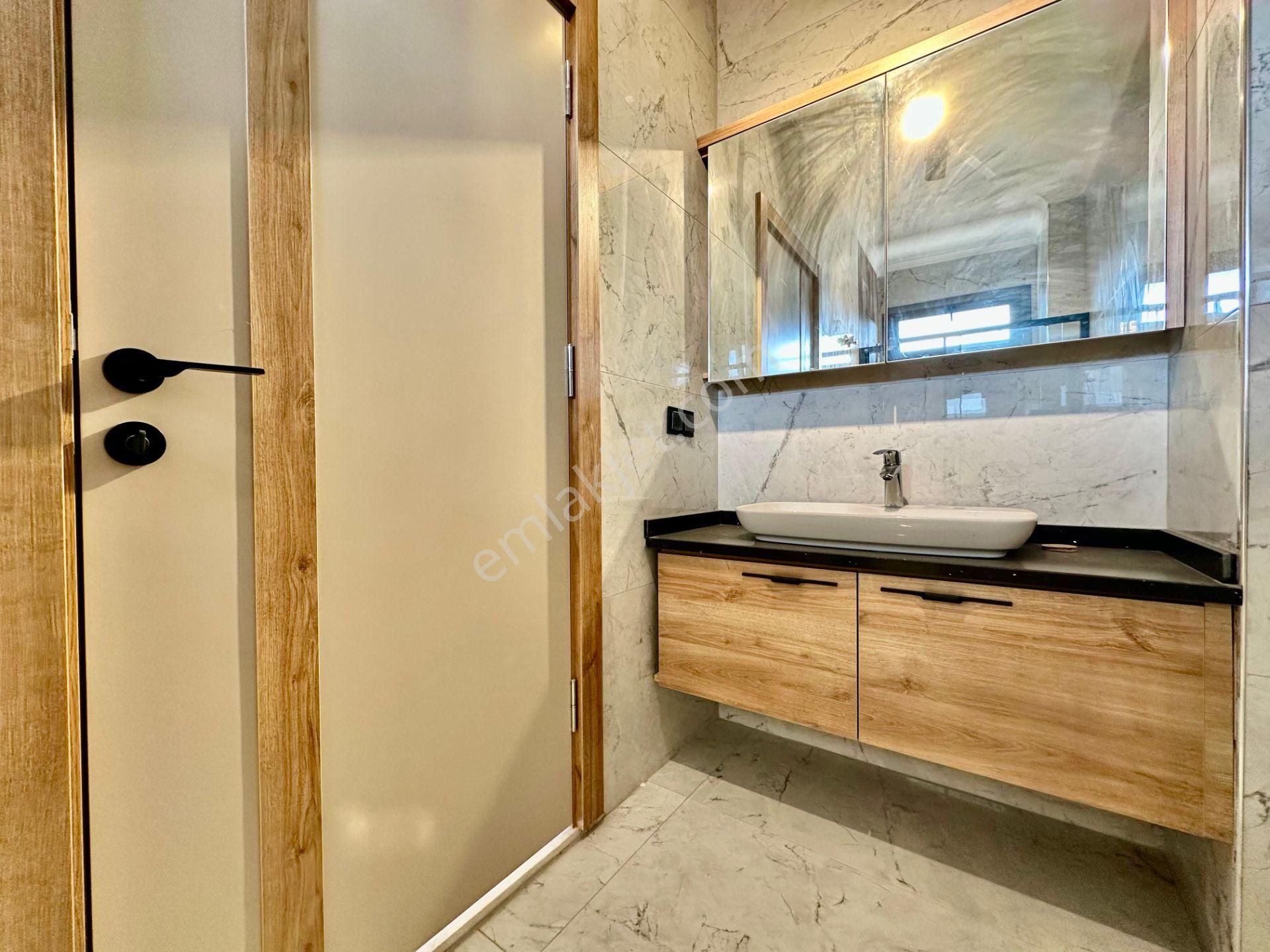 ✨akçay Ay Emlaktan✨tahtakuşlarda Denize 300 M Yeşillikler İçerisinde Huzur Bulacağınız 4+1 Villa - Görsel 15