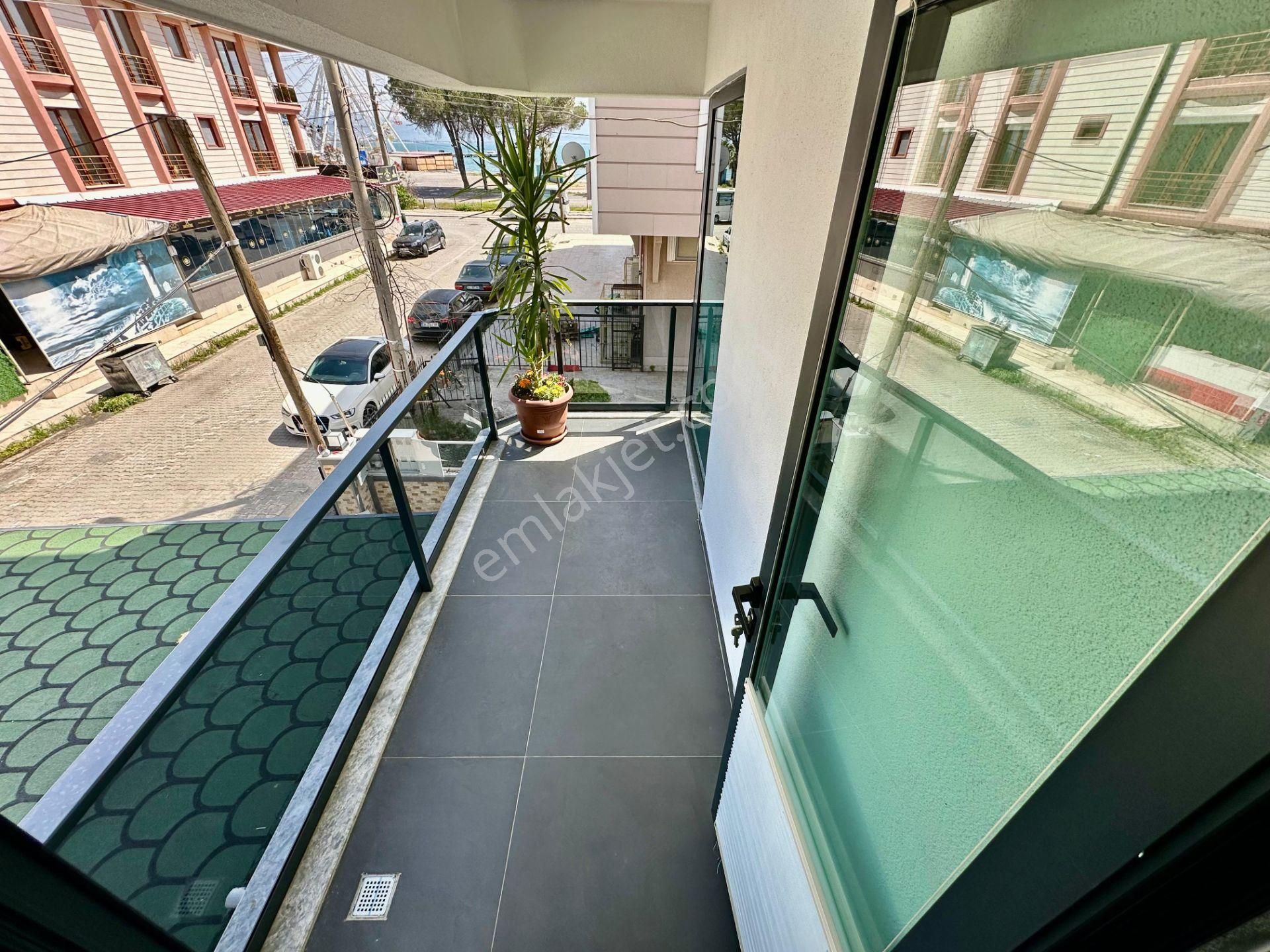꧁ay Emlaktan꧂akçay Yenimahallede Kordona Komşu Denize Sadece 50 Mt Muhteşem Ötesi Satılık Lüx Villa - Görsel 17