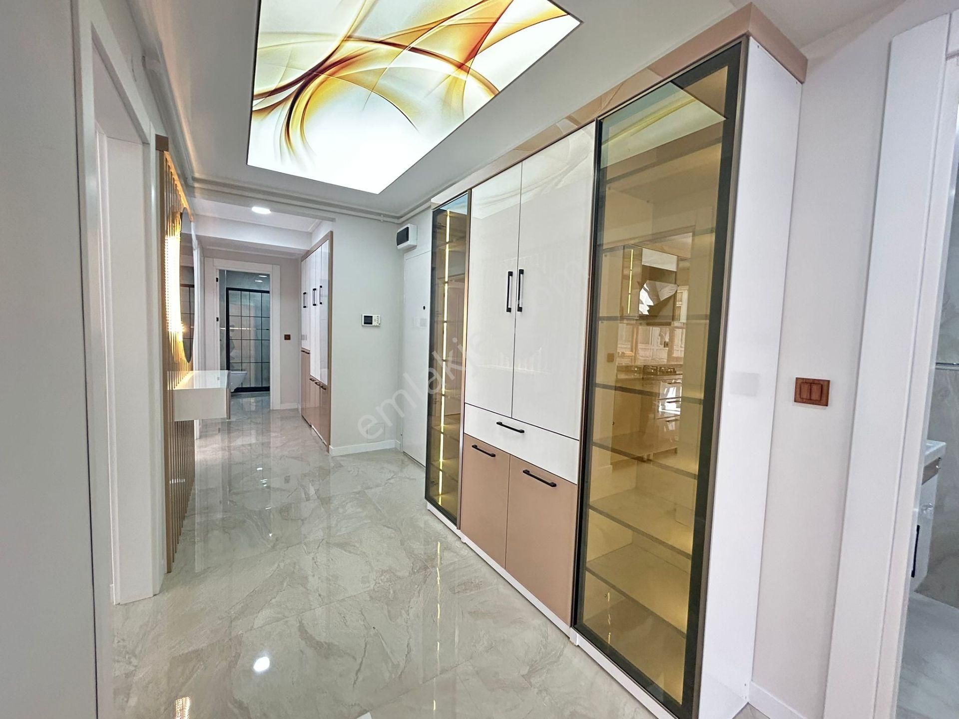 Taner'den Dikmen'de Hakim Evi Yakını 3+1 Orta Kat Süper Lüks Ön Cephe - Görsel 7