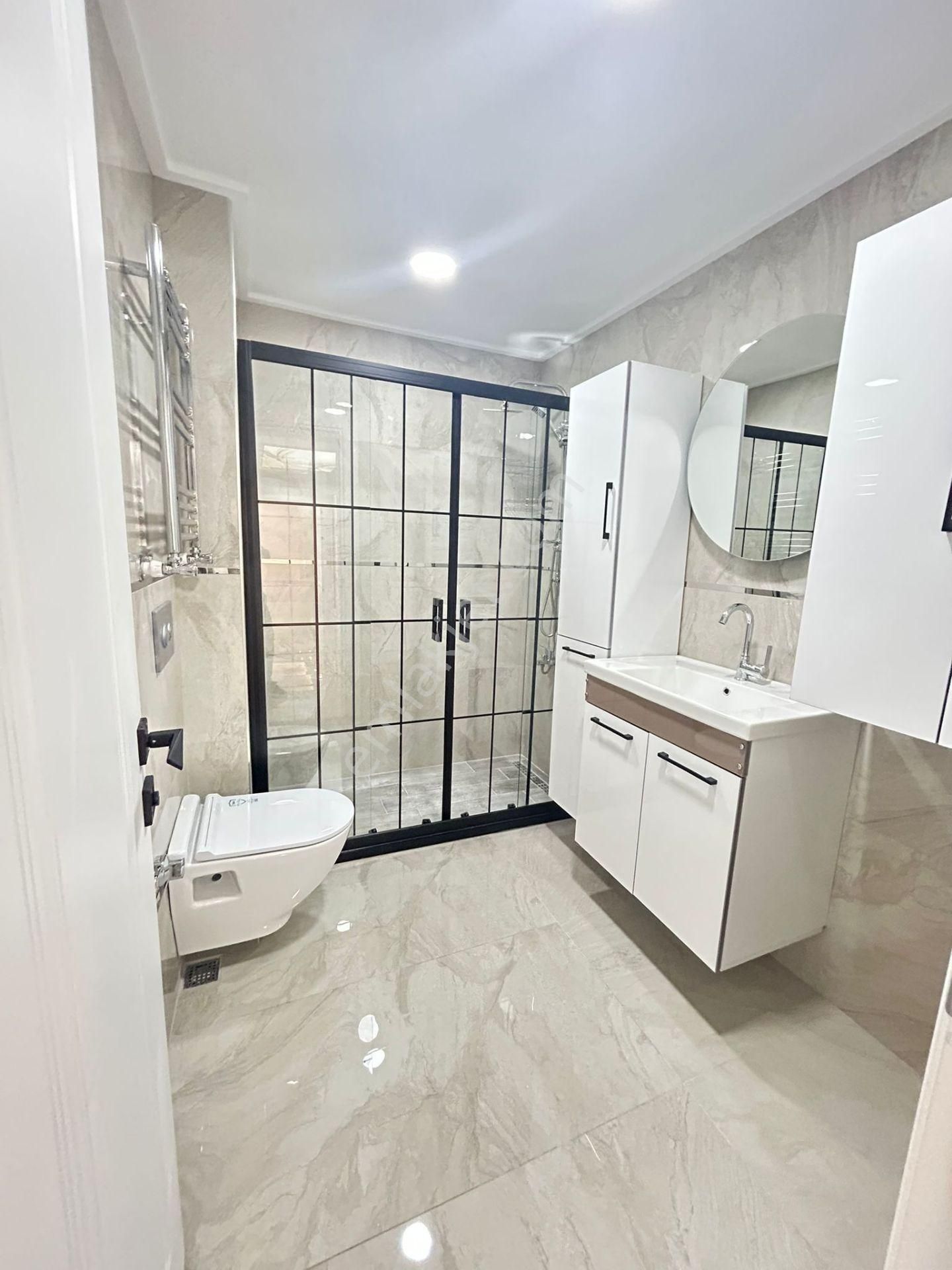 Taner'den Dikmen'de Hakim Evi Yakını 3+1 Orta Kat Süper Lüks Ön Cephe - Görsel 24