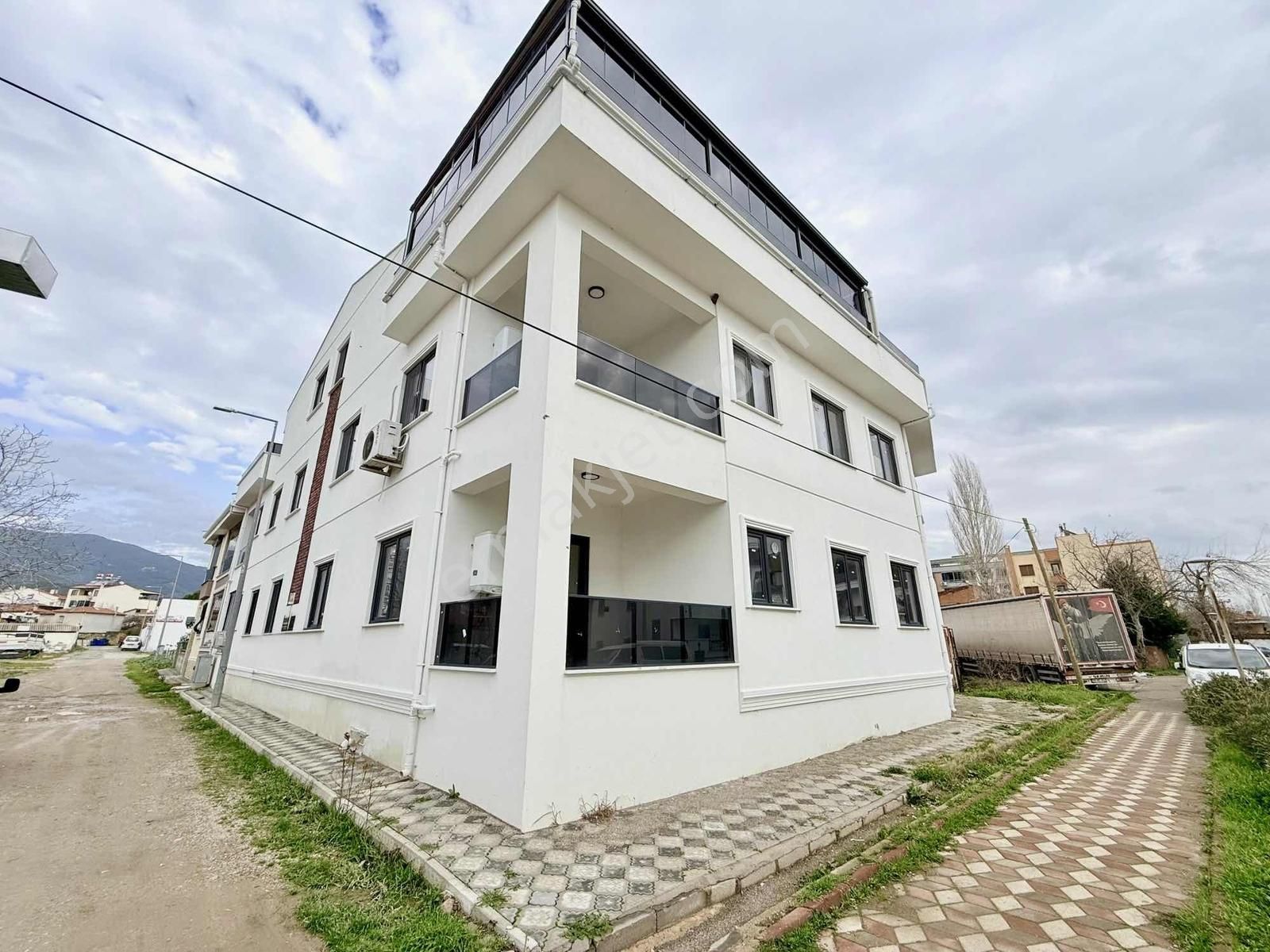 Gürsoy'dan Zeytinlide Ön Cephe 2+1 Daire - Görsel 7
