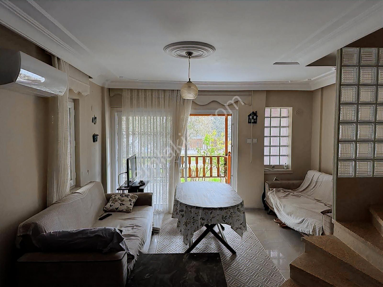 Kuşadası Davutlar'da Havuzlu Sitede Satılık 3+1 Masrafsız Yazlık - Görsel 16