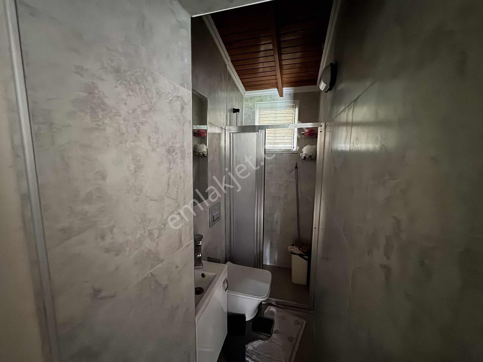 Kuşadası Davutlar'da Havuzlu Sitede Satılık 3+1 Masrafsız Yazlık - Görsel 31