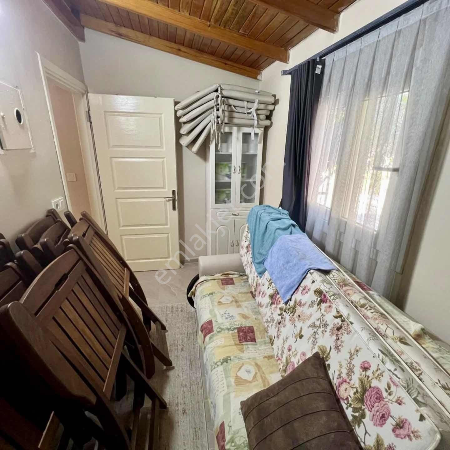 Kuşadası Davutlar'da Havuzlu Sitede Satılık 3+1 Masrafsız Yazlık - Görsel 27