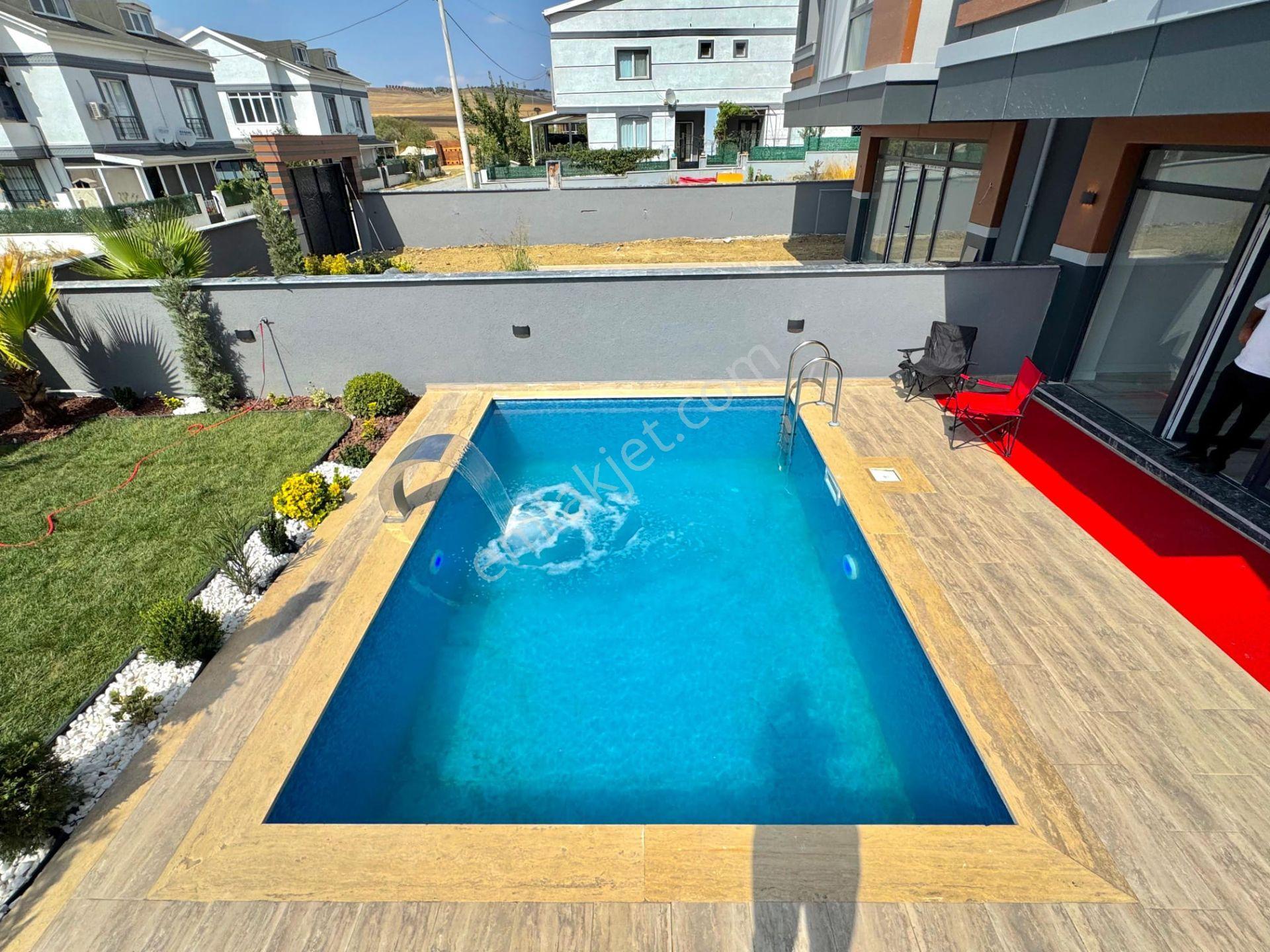 Temiz Düzenli Ve Güvenli Havuzlu Villa '' Kartallar'' Garantisiyle - Görsel 2