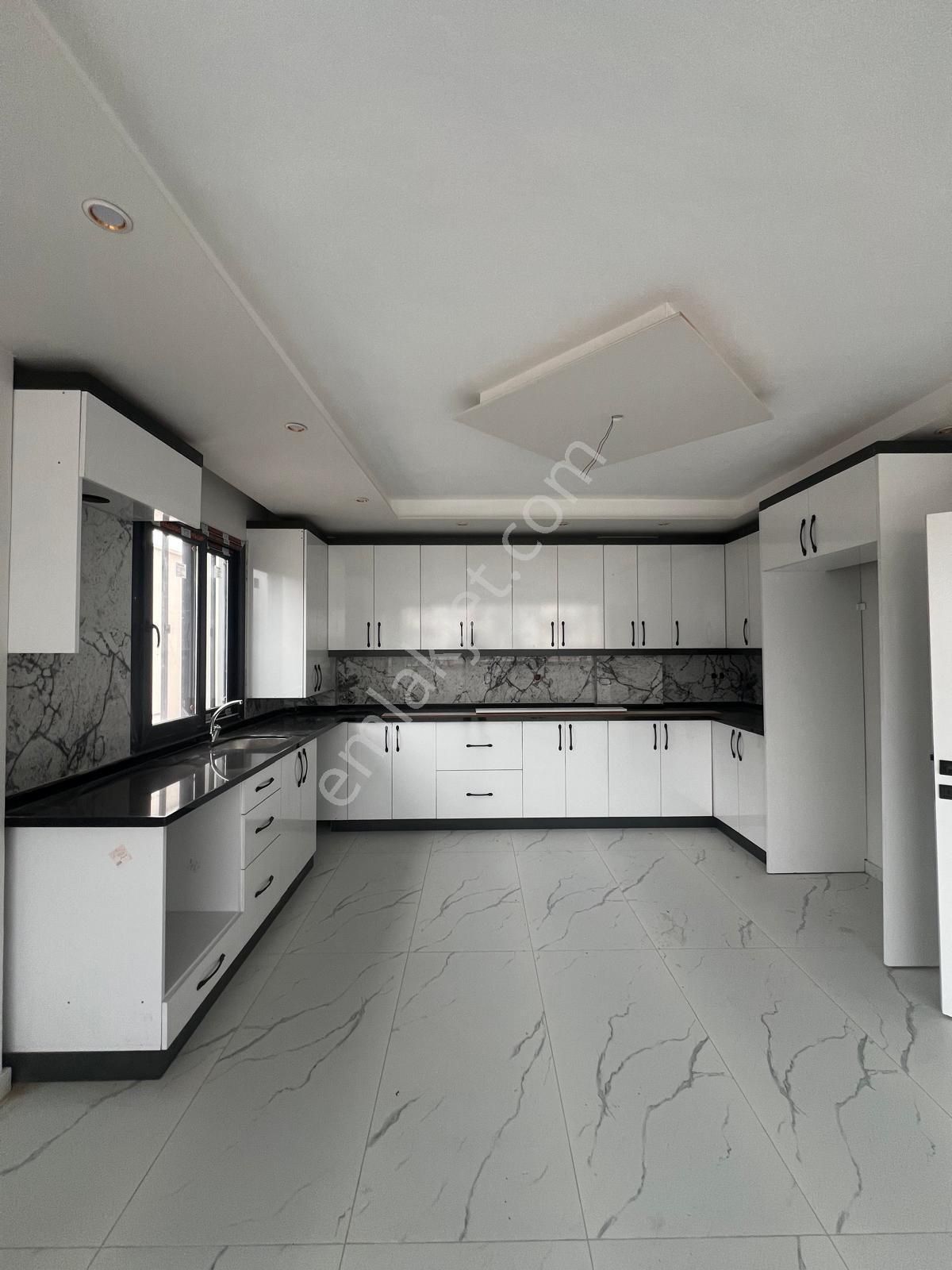 Acar Group İnşaat'tan Toroslar Çavuşlu Mh. 4 Katlı Satılık Müstakil Bina - Görsel 3