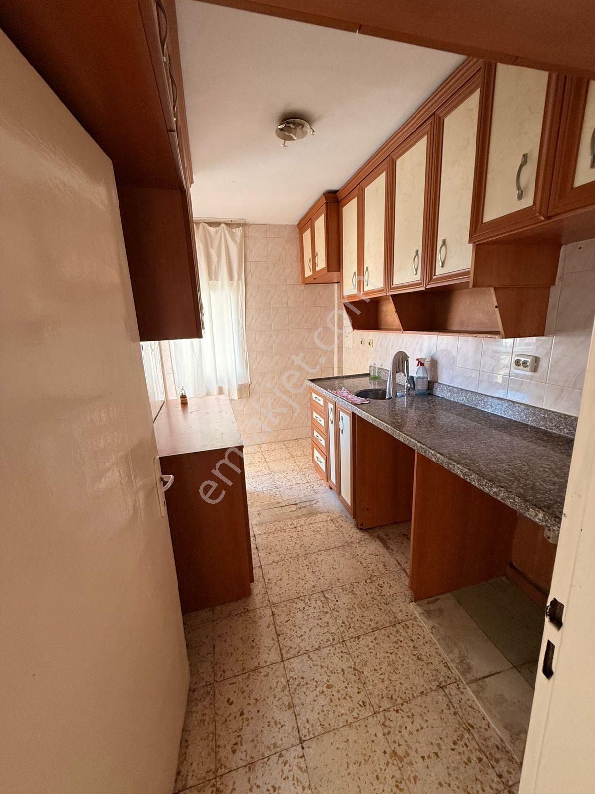Adana Yüreğir Başkent Hastanesinin Yakınında 3+1 İçi Yenilenmiş Boyalı Klimalı Kiralık Cazip Daire