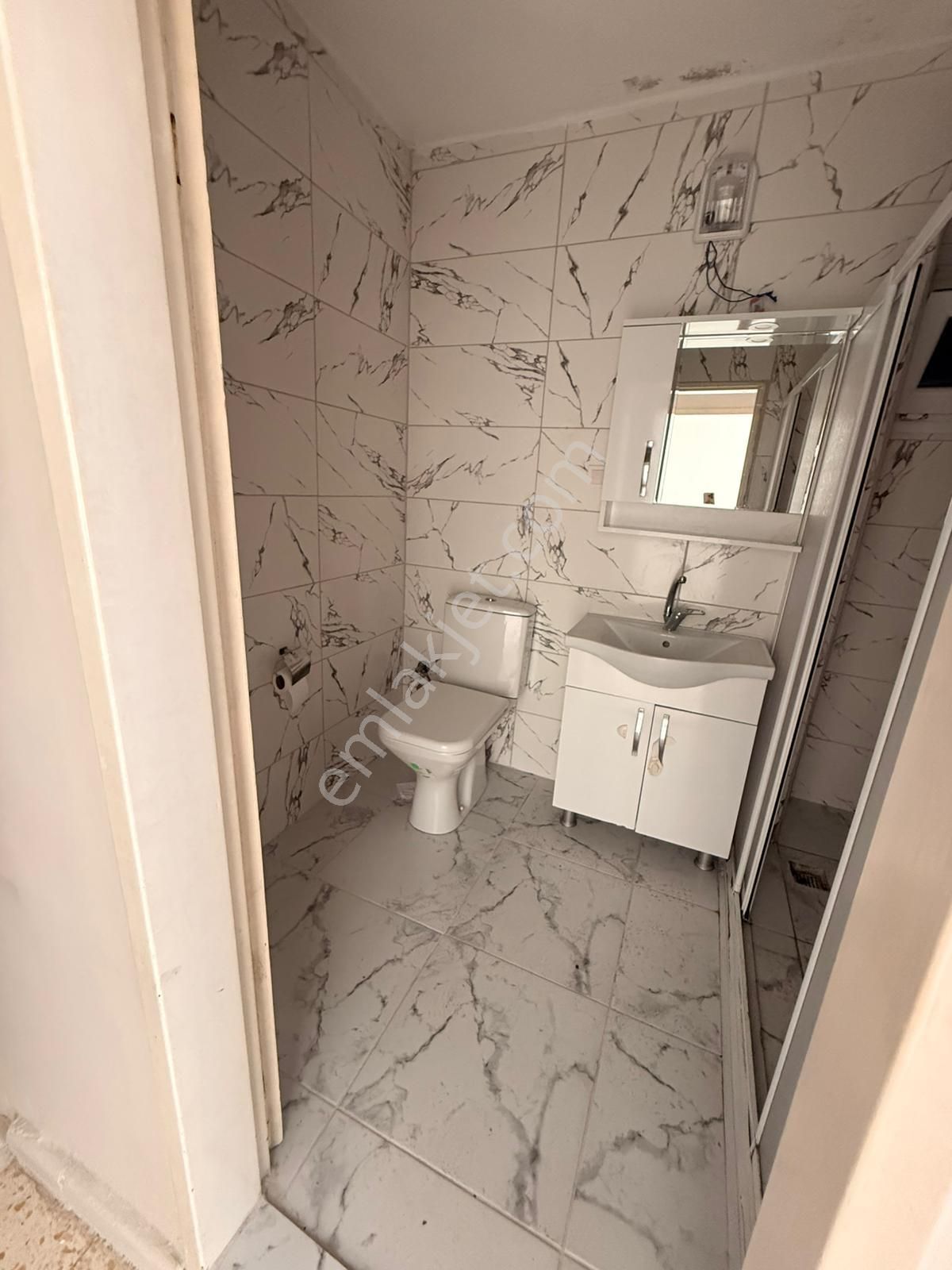 Adana Yüreğir Başkent Hastanesinin Yakınında 3+1 İçi Yenilenmiş Boyalı Klimalı Kiralık Cazip Daire - Görsel 10