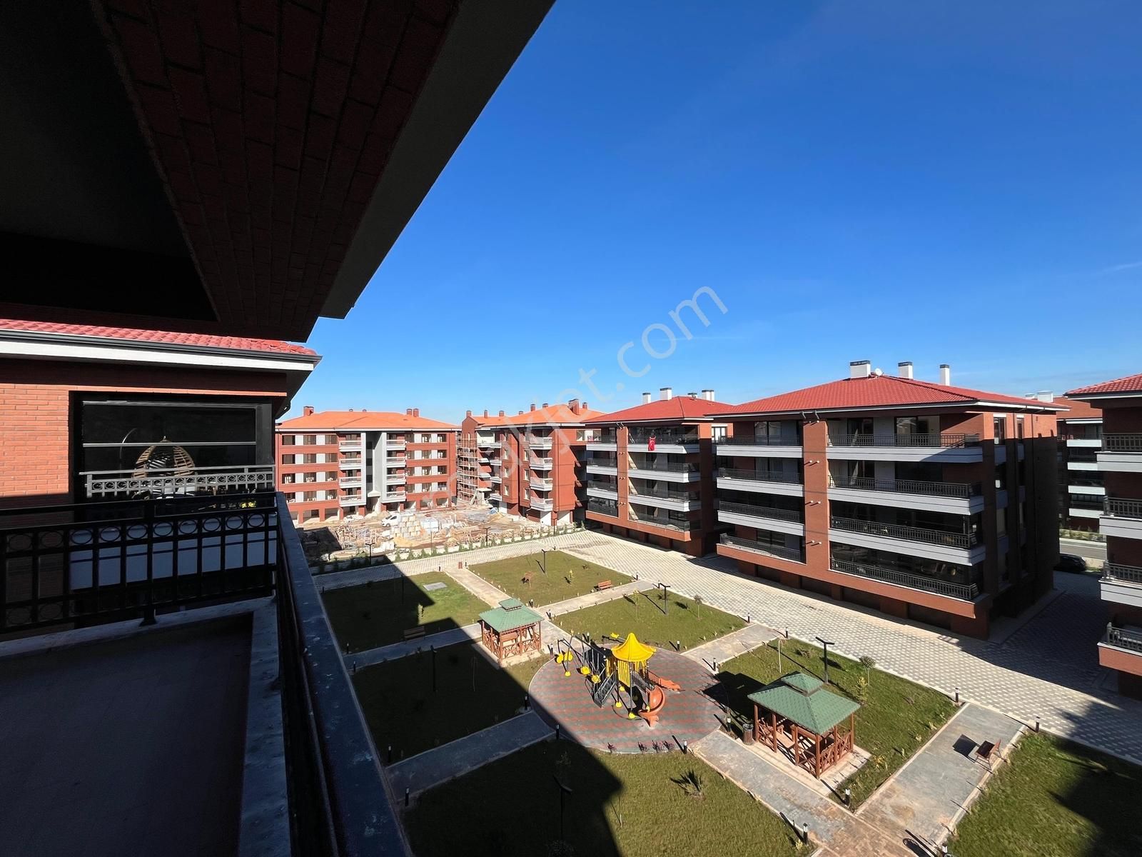 Kristal Unıty'den Kızılyerde Kiralık 4+1 Daire - Görsel 23