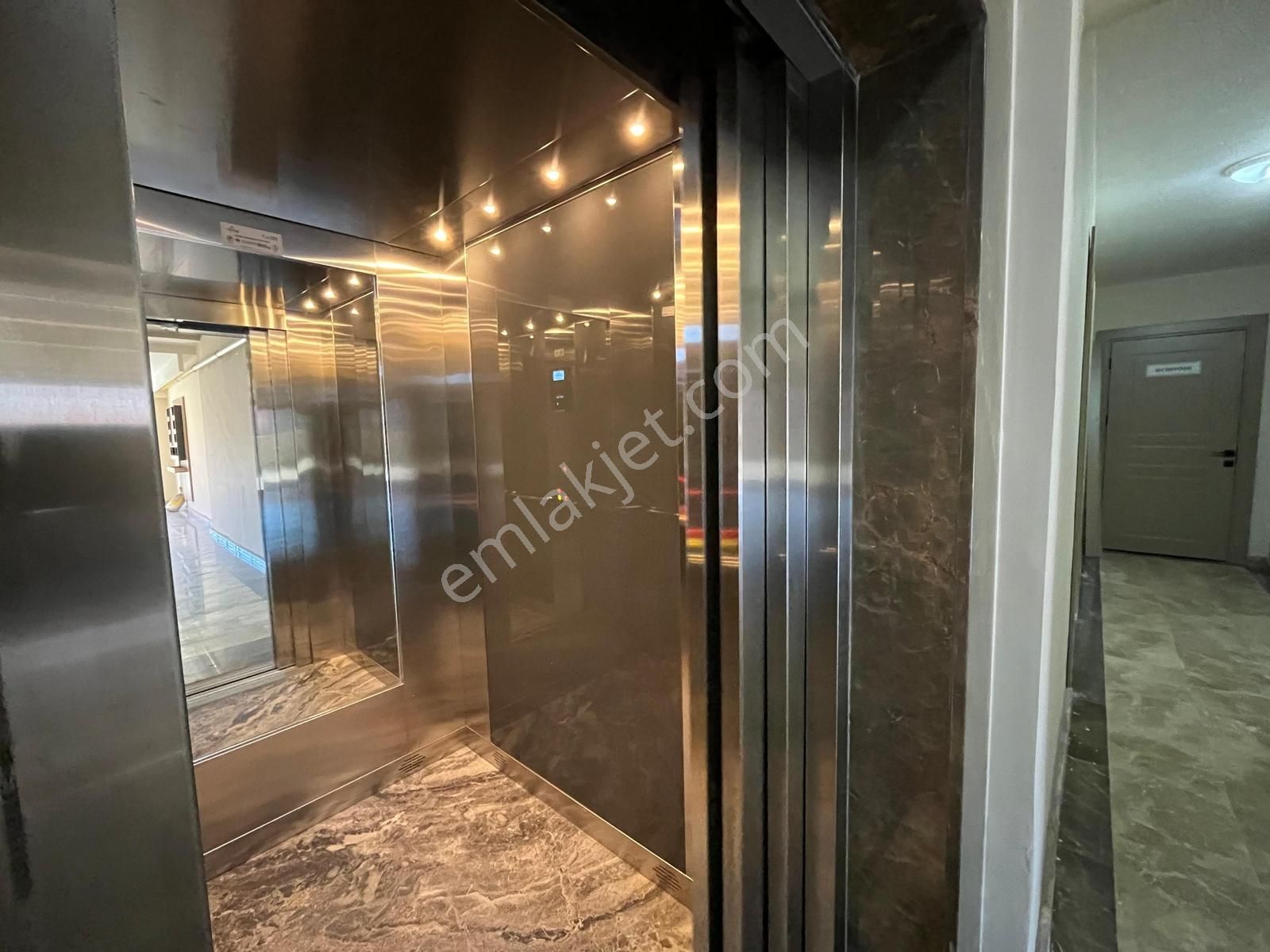 Kristal Unıty'den Kızılyerde Kiralık 4+1 Daire - Görsel 2