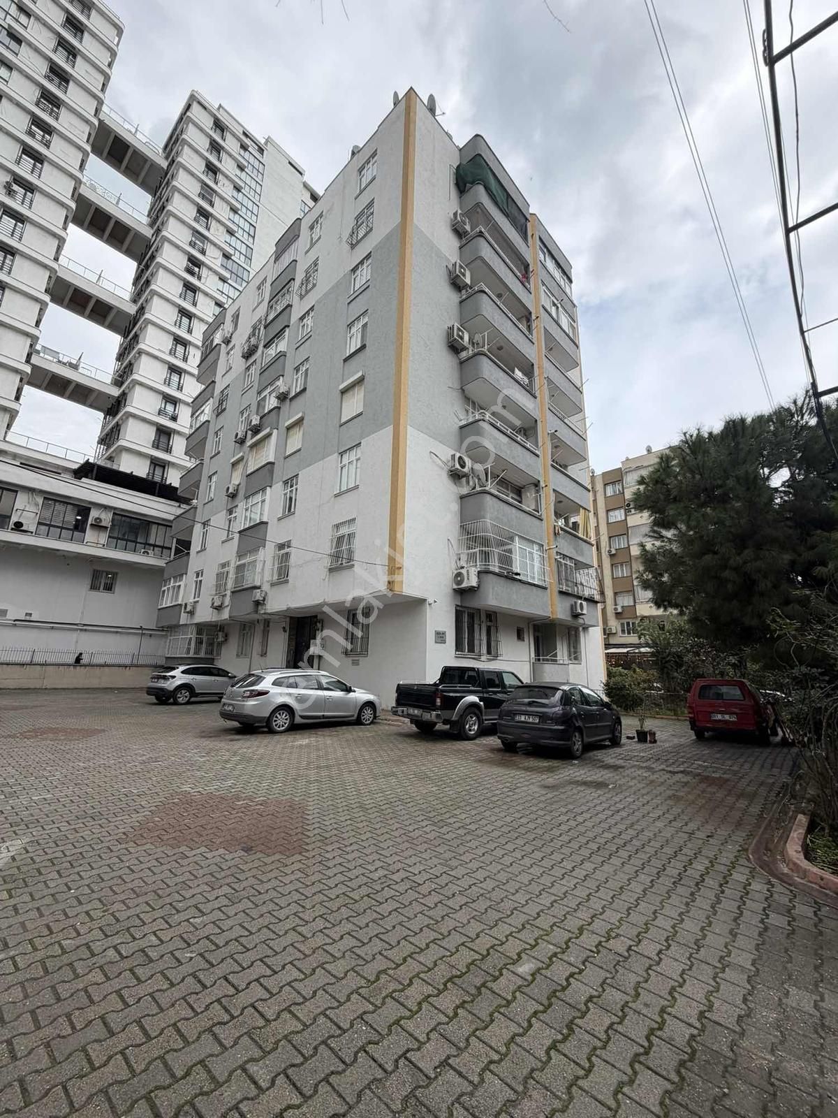 Turgut Özal Dede Kebap Civarı İçi Ful Yapılı Kiralık 3+1 Daire - Görsel 2