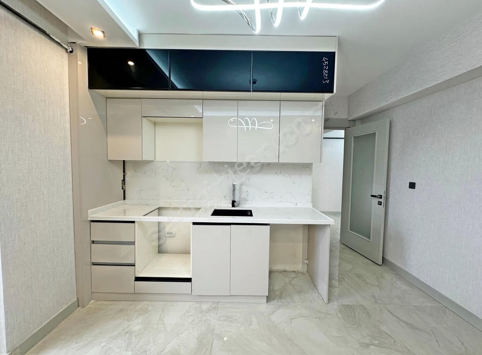 Ana Cadde Yakını, Okul Ve Park Yanı Satılık Eşsiz Daire - Görsel 6