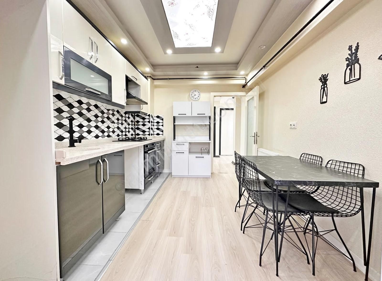 Karakaya Da Yeni Bina Da Yapılı 2.katta Cadde Yanı Kiralık 3+1 - Görsel 18