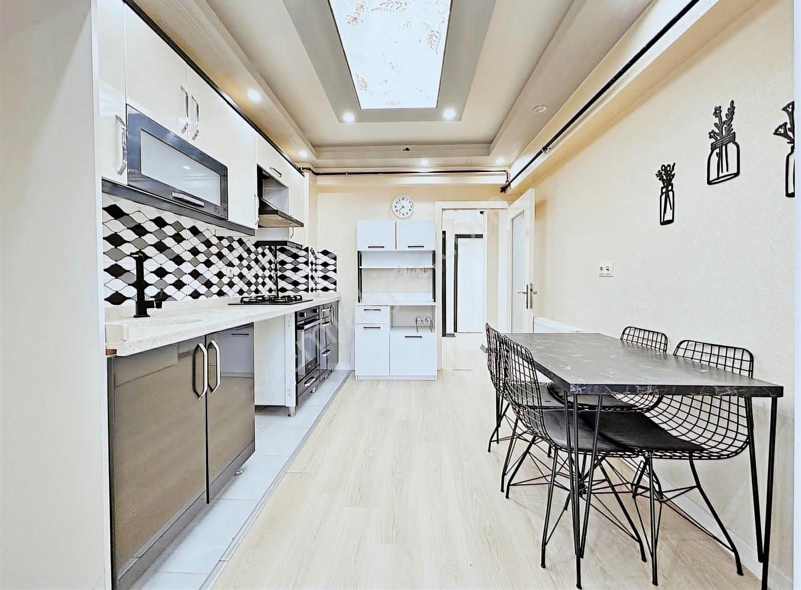 Karakaya Da Yeni Bina Da Yapılı 2.katta Cadde Yanı Kiralık 3+1 - Görsel 25