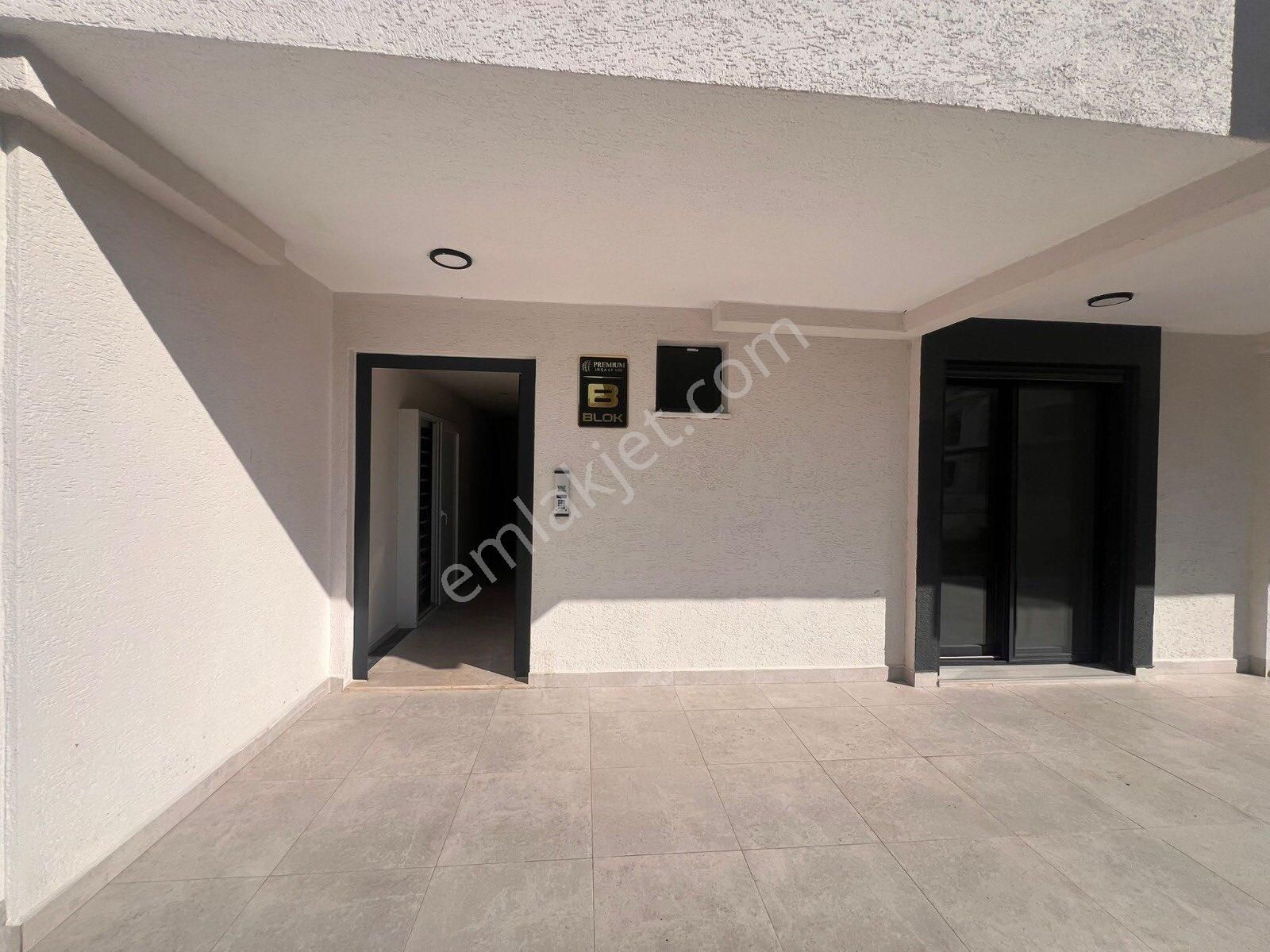 Altınkum’da Havuzlu Site İçerisinde Full Eşyalı 2+1 Daire - Görsel 19