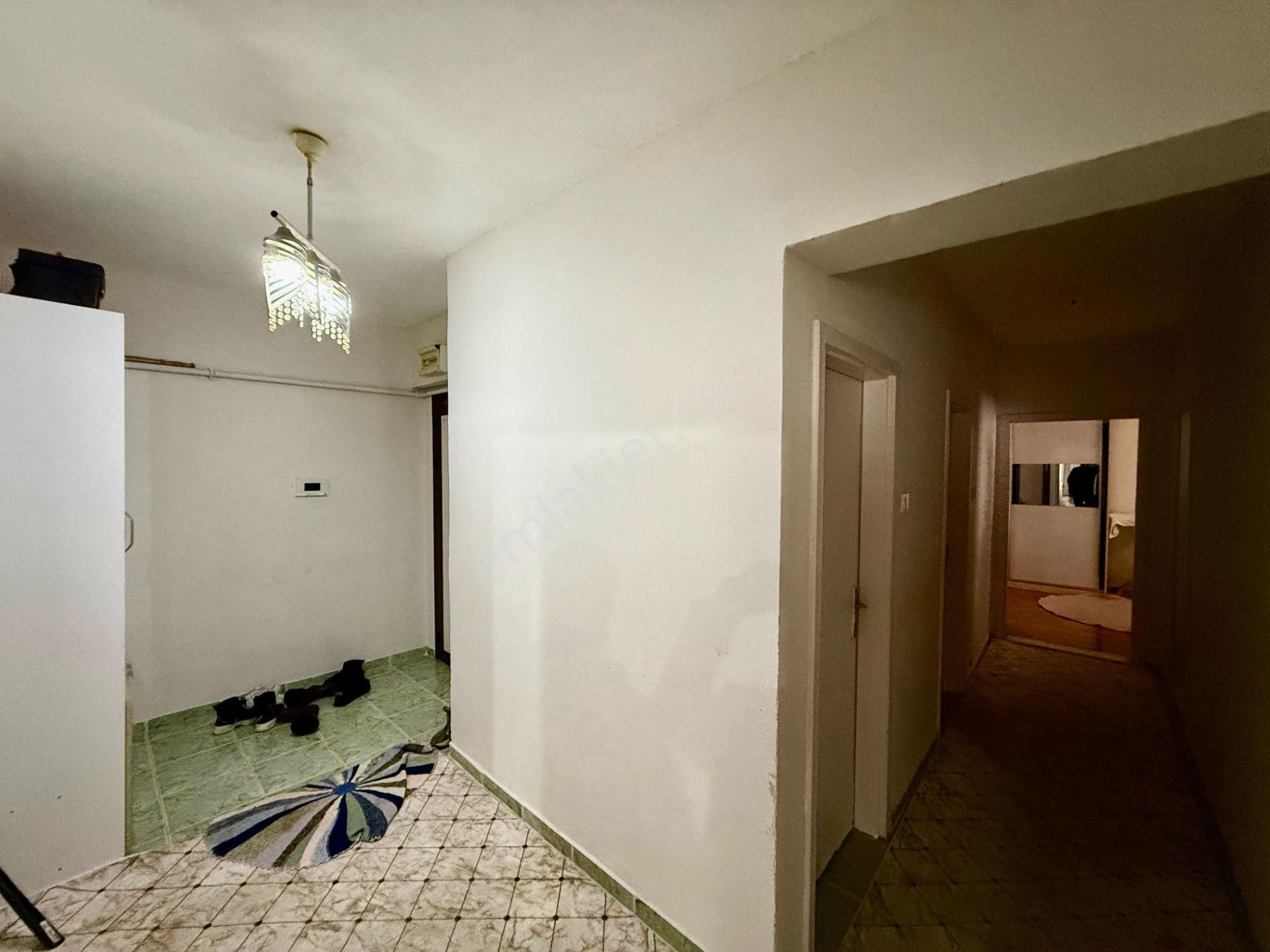 Kalecik Emlak'tan Merkezde 3+1 Orta Kat Güney Cepheli Daire - Görsel 15