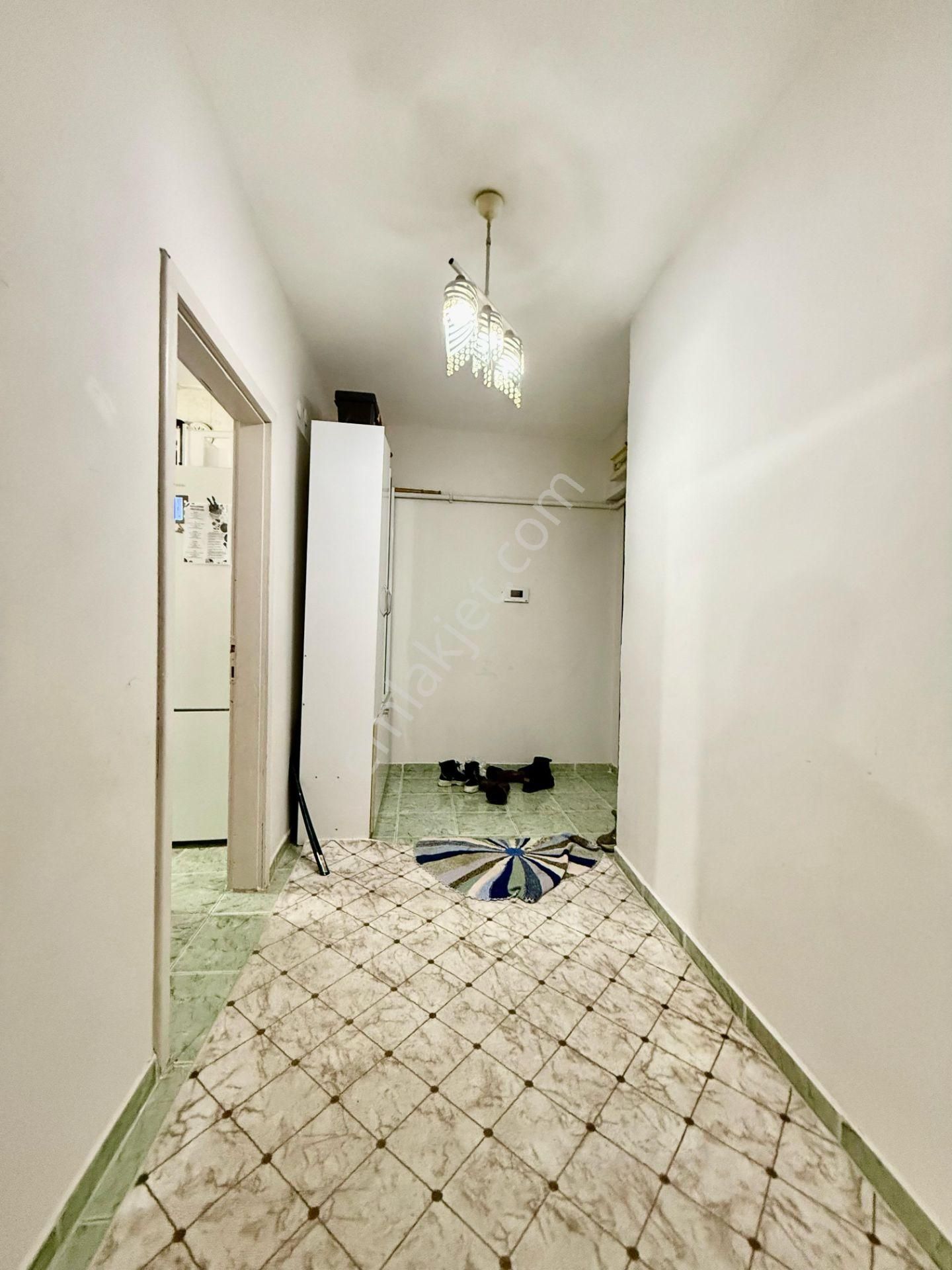 Kalecik Emlak'tan Merkezde 3+1 Orta Kat Güney Cepheli Daire - Görsel 16