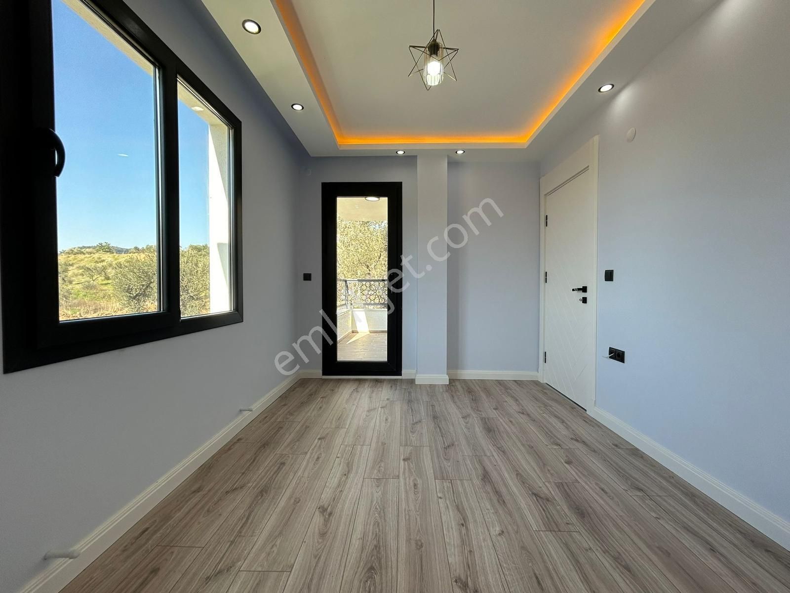 🌜akçay Ay Emlaktan🌛altınoluk'ta Kazdağlarının Eteklerinde Lüks Tasarımlı Satılık 3+1 Dublex Daire - Görsel 12