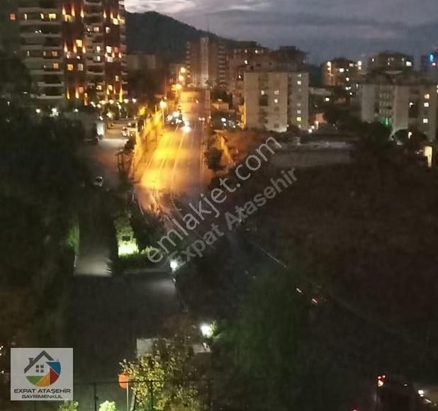 Narlıdere'de Tamamen Doğa Ve Deniz Manzaralı Arakat 3+1 152m2 - Görsel 15