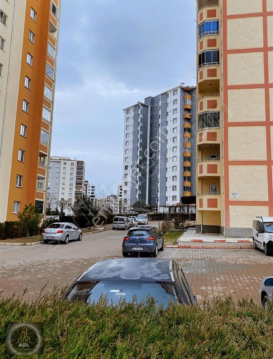 Serkent Eras Sitesi 3+1 Lokasyon Olarak En Güzel Daire