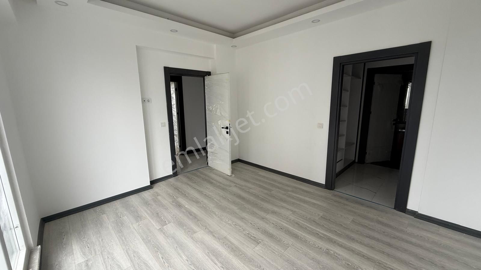 Turyaptan İzsiz Towers Da 3.kat Doğu Cephe 2+1 Satılık Daire - Görsel 11