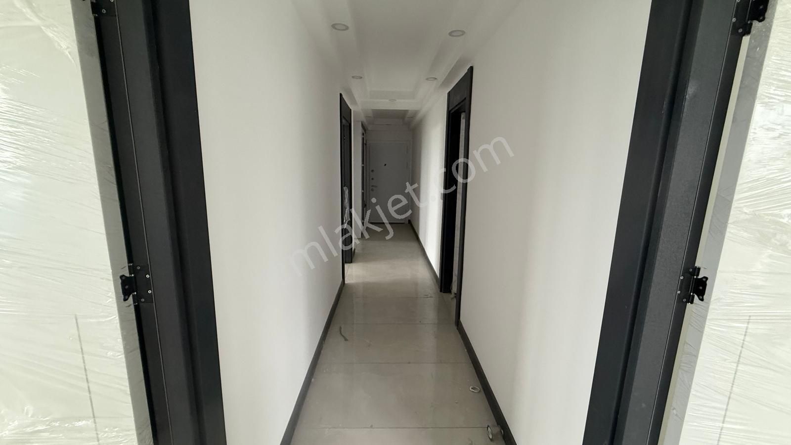 Turyaptan İzsiz Towers Da 3.kat Doğu Cephe 2+1 Satılık Daire - Görsel 5