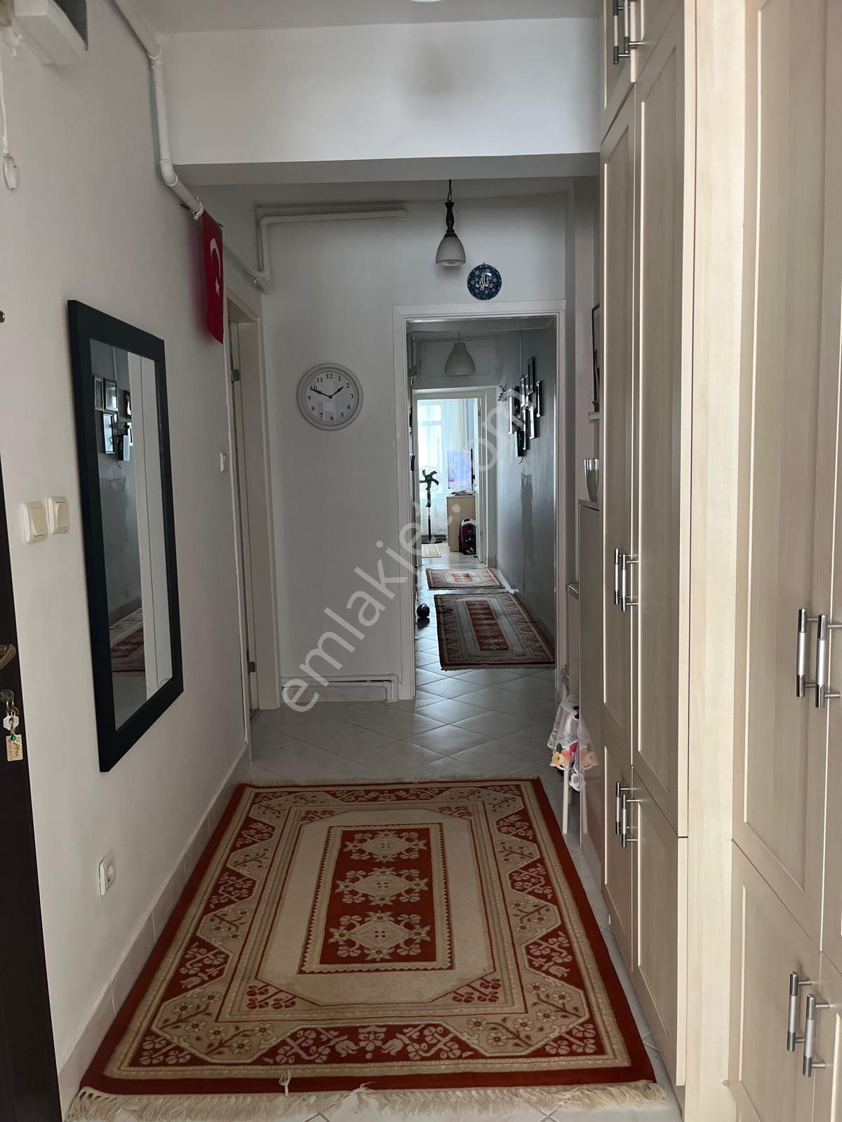 Burç Emlak'tan Cadde Yakını Dizi Sokakta 2+1 Kombili Bakımlı, 85 M2, Giriş Üstü - Görsel 2