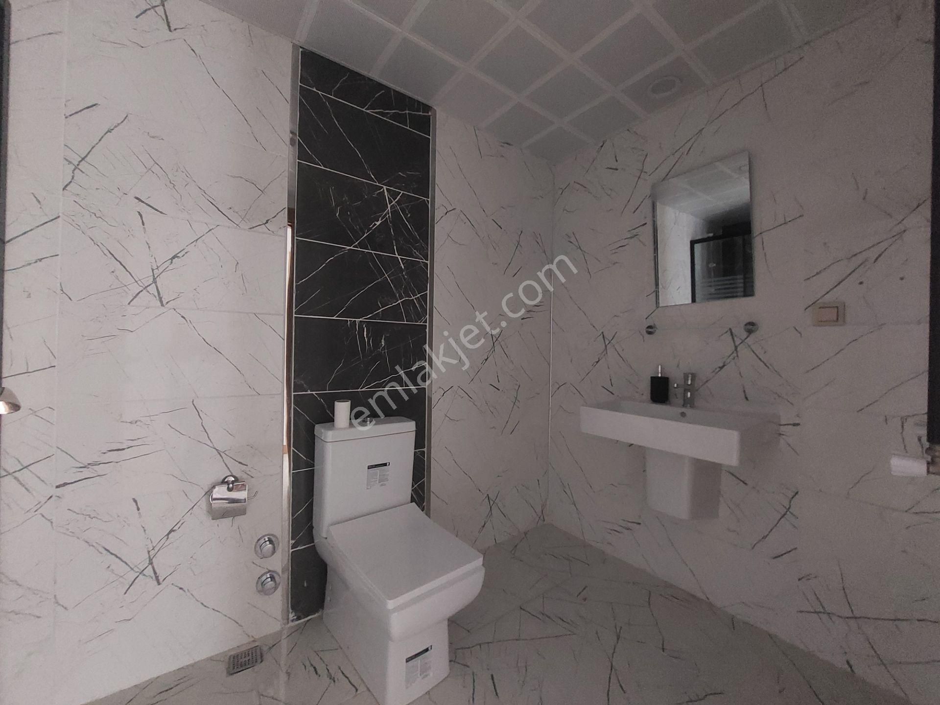 Bayraklı Şehir Hastanesi Üzeri Toki Konutlarında Kiralık 3+1 Daire - Görsel 29