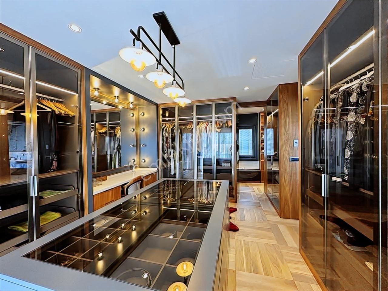 Çeşme Çiftlikköy'de Satılık Ultra Lüks 4+1 Emsalsiz Villa - Görsel 15