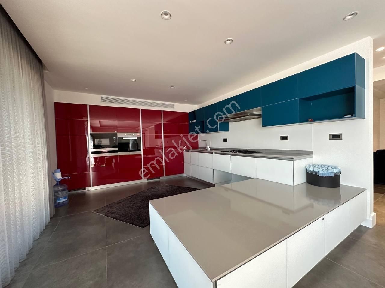 Çeşme Çiftlikköy'de Satılık Ultra Lüks 4+1 Emsalsiz Villa - Görsel 8