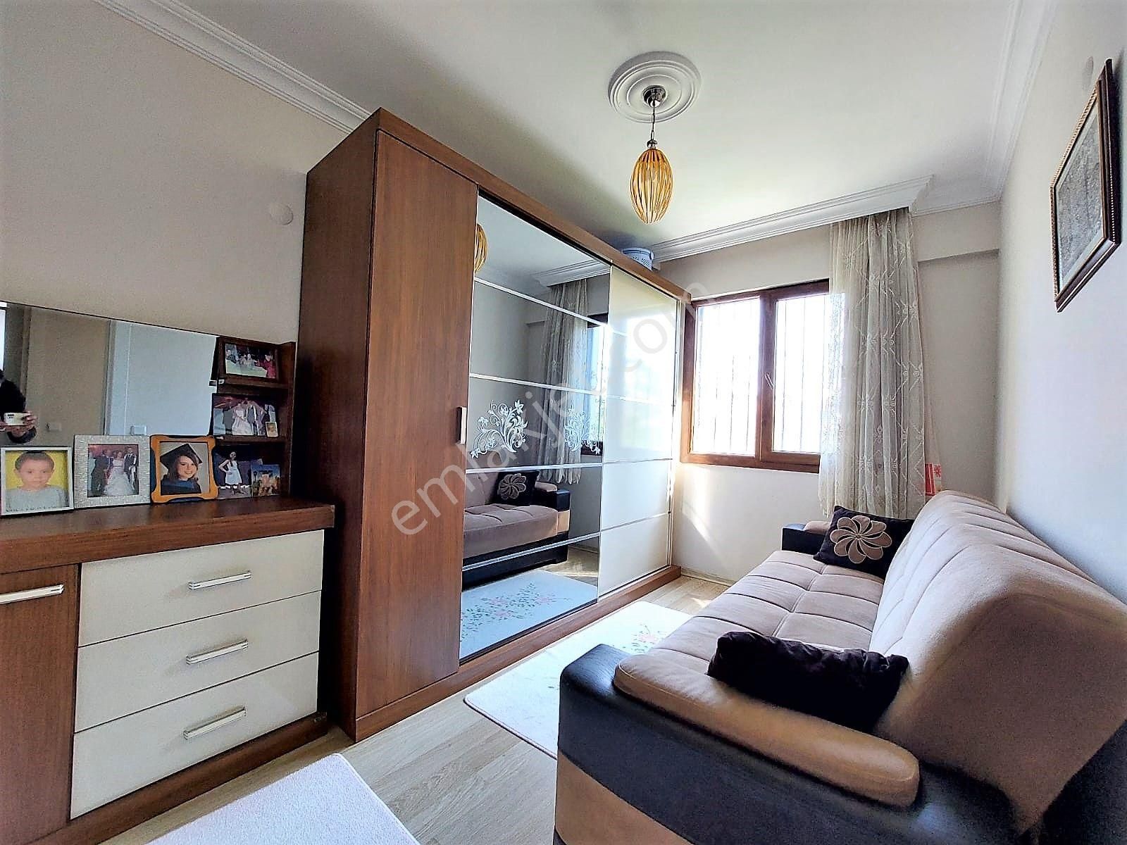 İzmi̇r Seferi̇hi̇sar Ürkmez De Satılık Bahçeli̇ Zemi̇n Kat Dai̇re 2+1 - Görsel 24