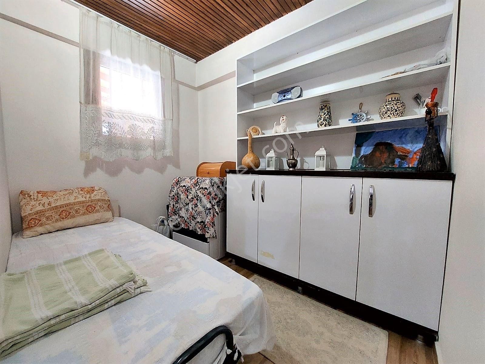 İzmi̇r Seferi̇hi̇sar Ürkmez De Satılık Bahçeli̇ Zemi̇n Kat Dai̇re 2+1 - Görsel 25