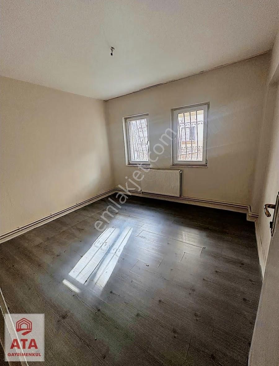 Üçyol Metroya Çok Yakınında Kiralık 2+1 Daire - Görsel 18