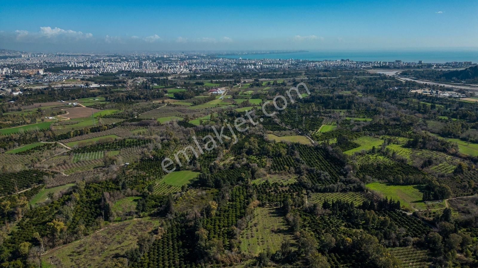 Satılık Arsa Konyaaltı Zümrüt Mahallesinde
