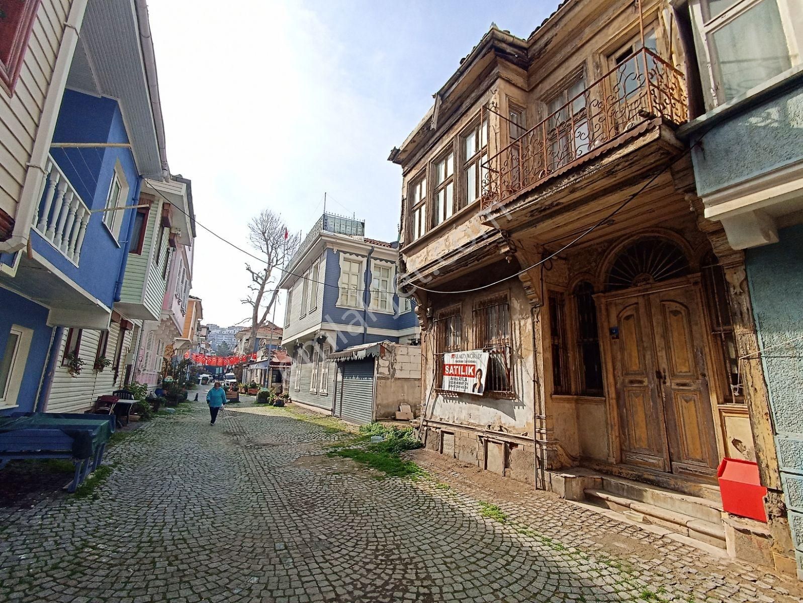 Mudanya Girit Mh Satılık 2ci Derece Tescilli Tarihi Ahşap Ev