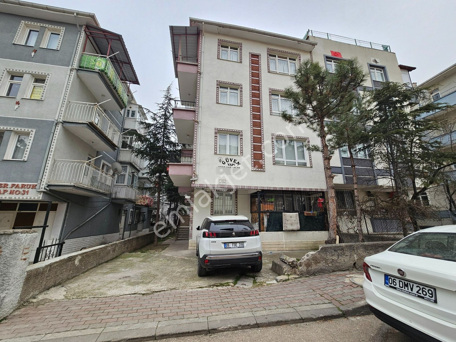 Sincan Merkezde-ara Kat-masrafsız Satılık 2+1 Daire