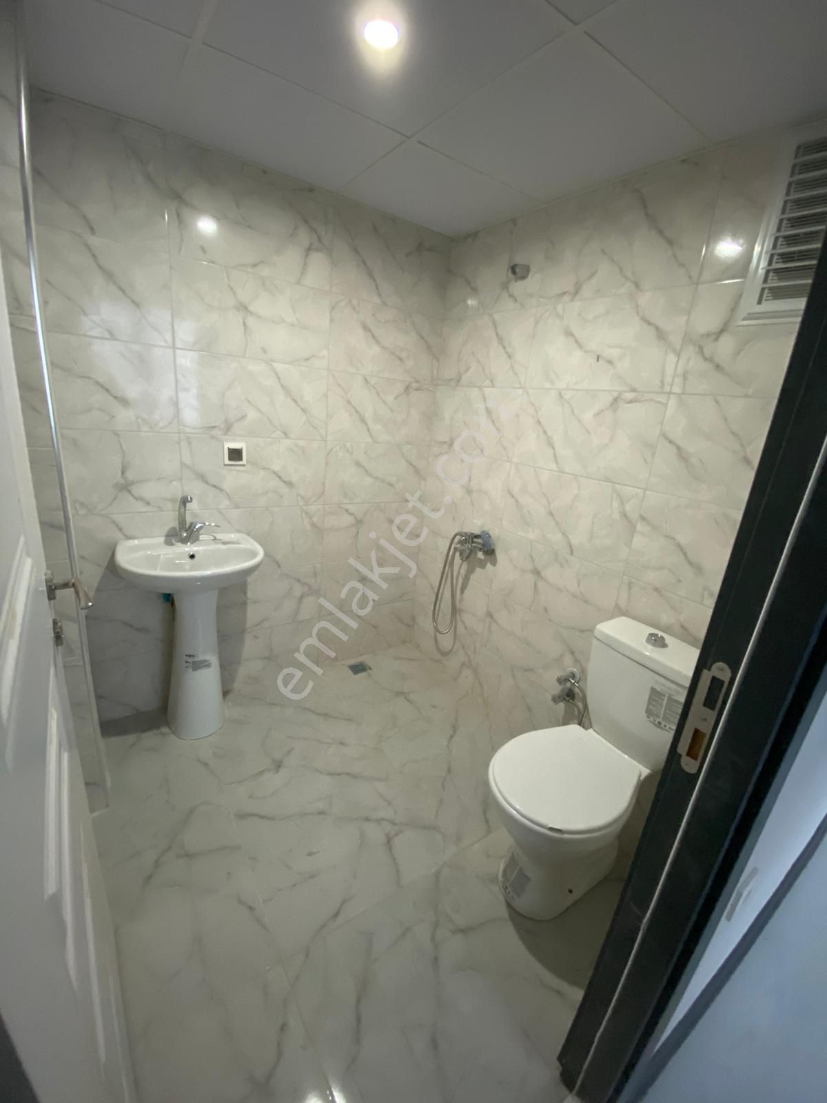 Elmas Emlaktan 71 Evler’de Köşebaşı Daire! - Görsel 12