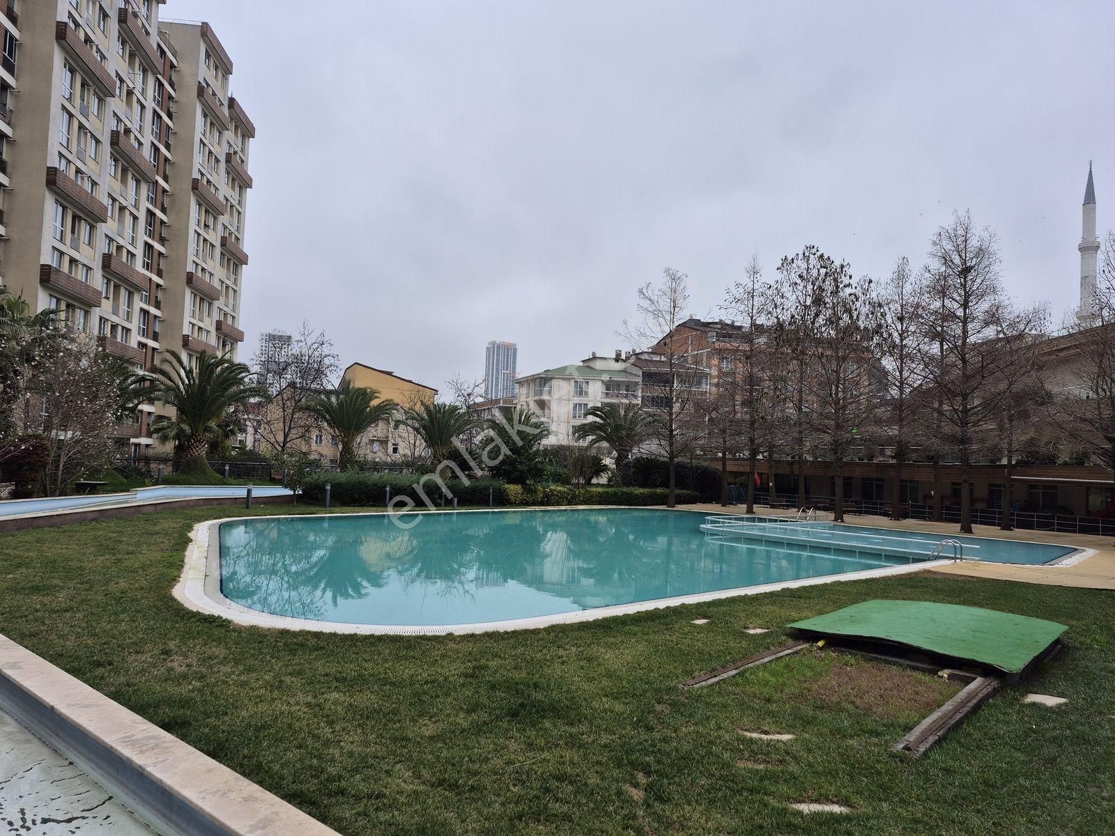Beylikdüzü Mılpark Konutlarında Satılık 1+1 Daıre - Görsel 26