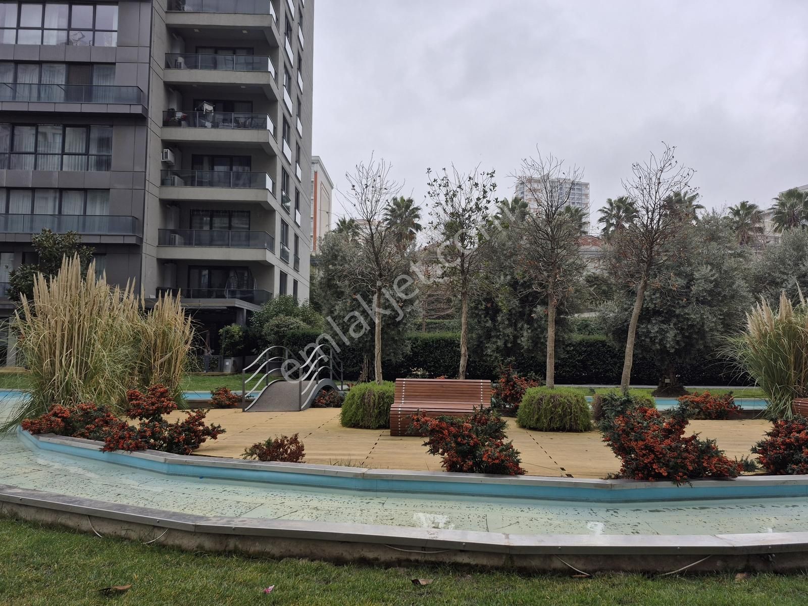 Beylikdüzü Mılpark Konutlarında Satılık 1+1 Daıre - Görsel 2
